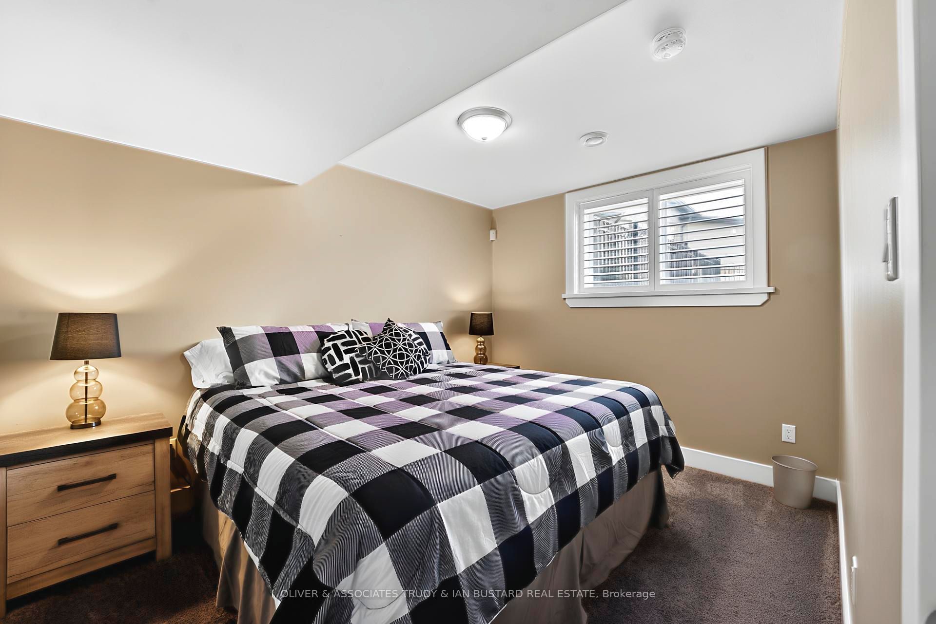 46 Erin Place Property Photo 35