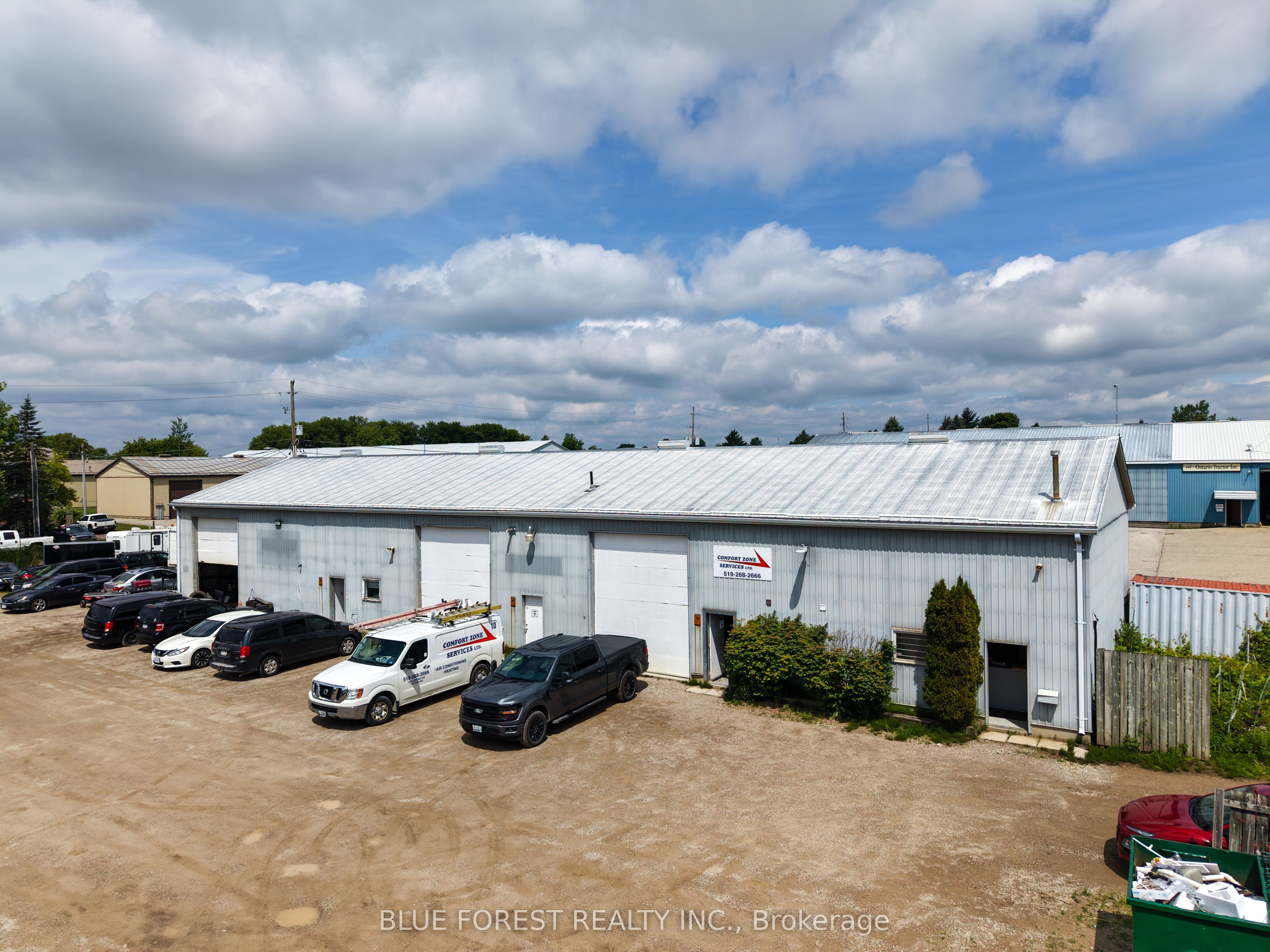 244 Hamilton Crescent Property Photo 4