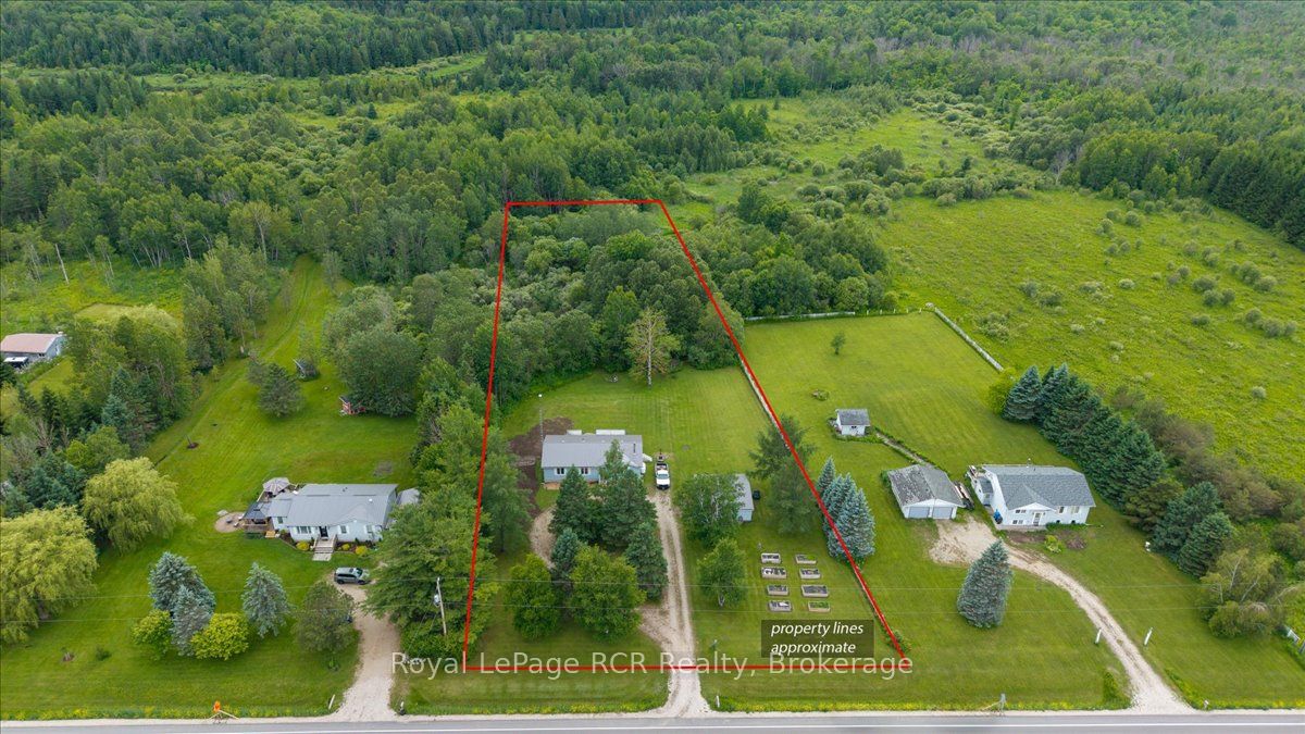 111466 Grey Rd 14 Property Photo 1