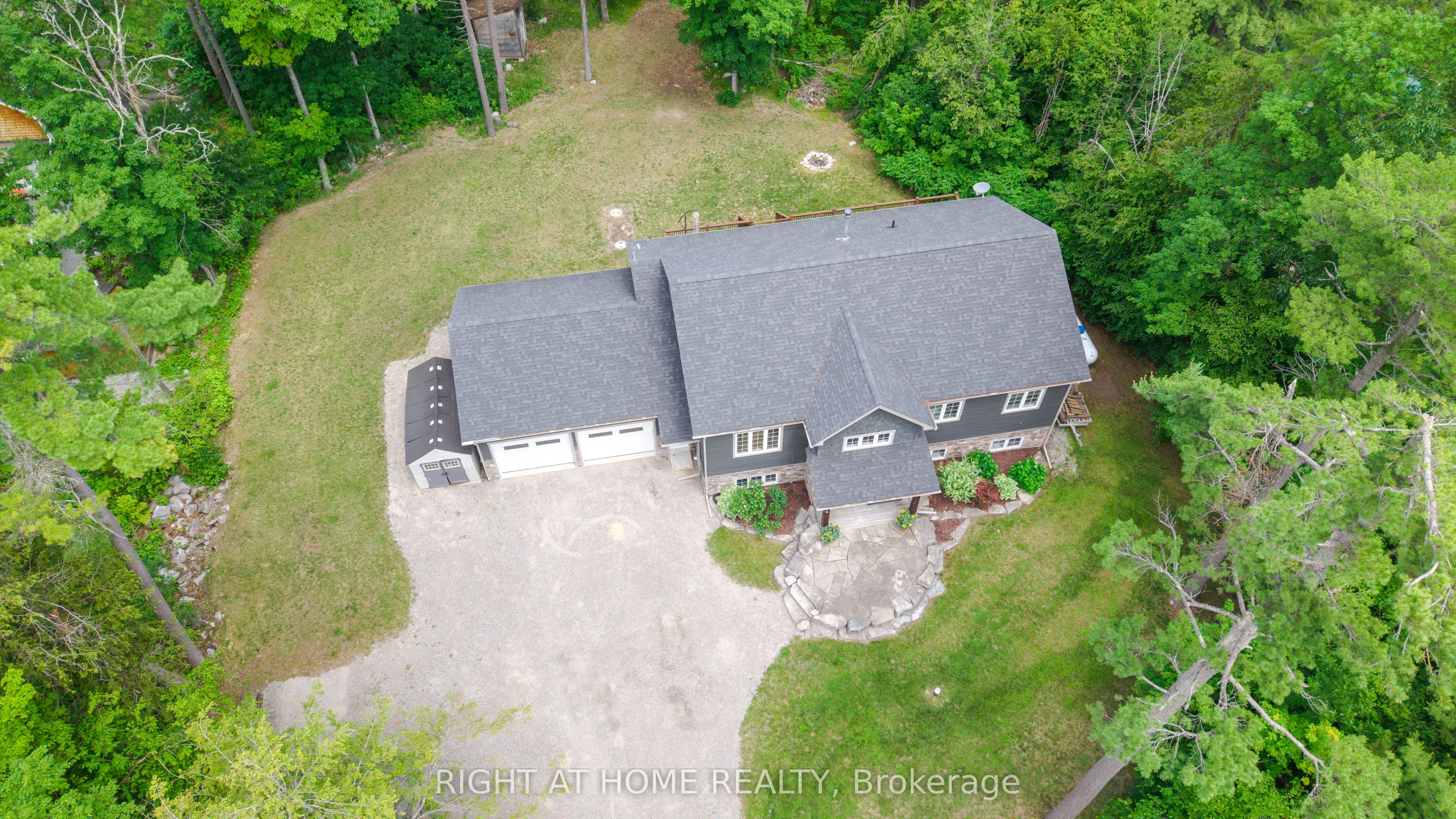 590 Golf Course Road Property Photo 7