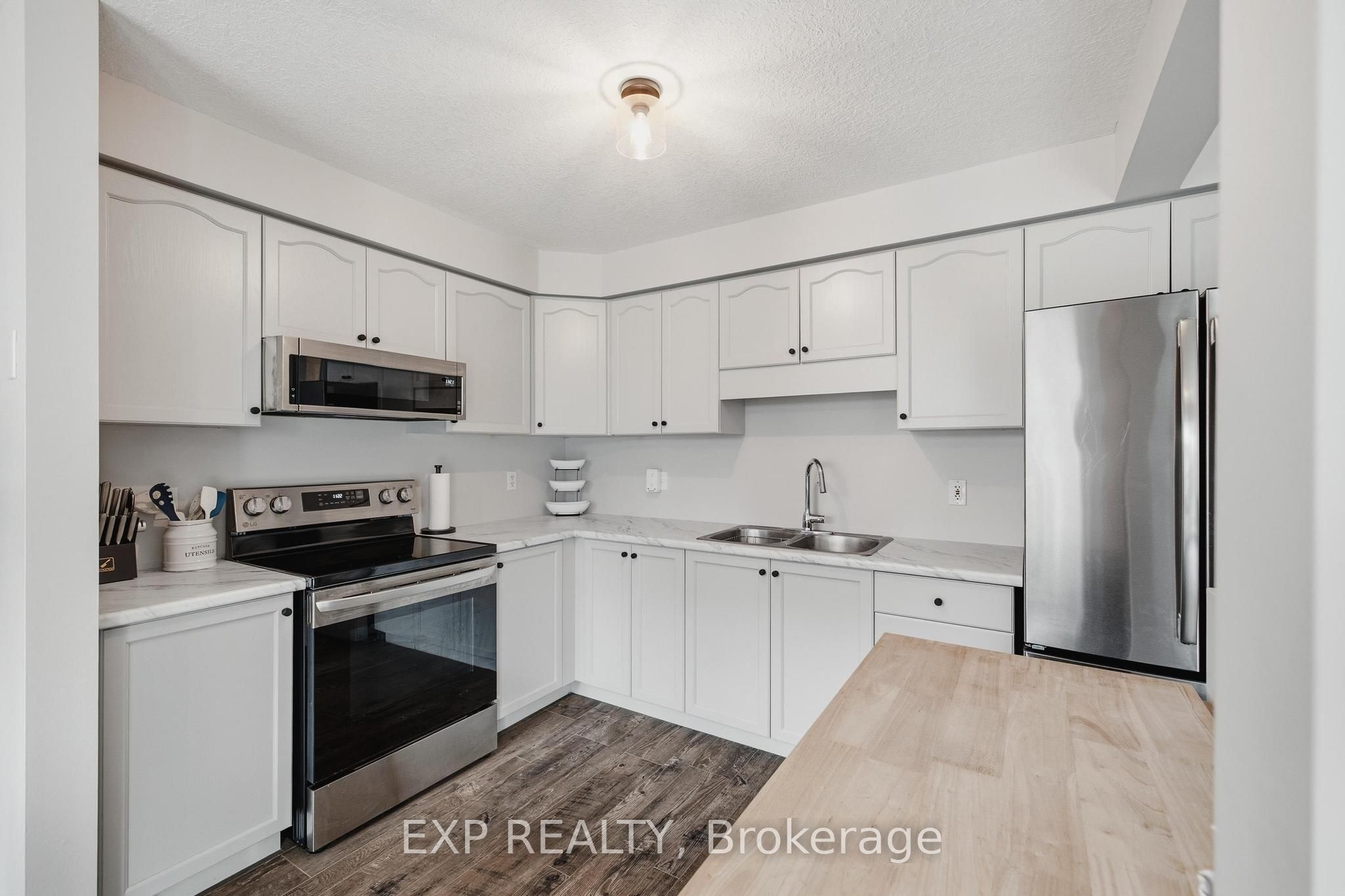 31 Parkside Street Property Photo 6