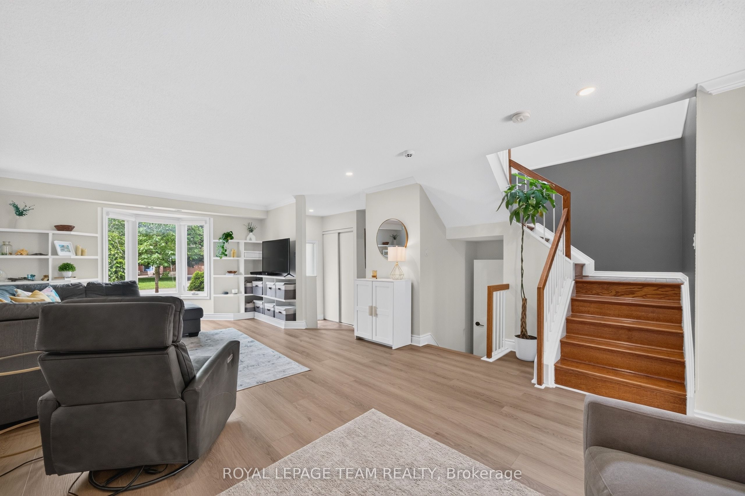 191 Windhurst Drive Property Photo 18