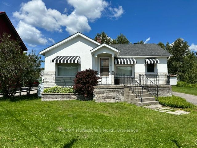 7 Invergordon Avenue Property Photo 1
