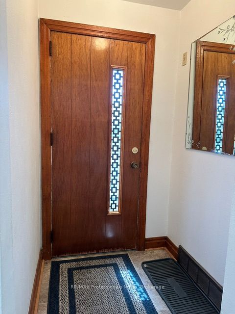 7 Invergordon Avenue Property Photo 16