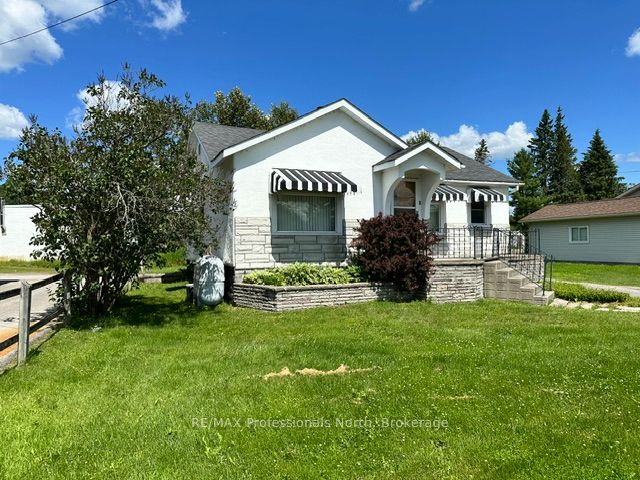 7 Invergordon Avenue Property Photo 45