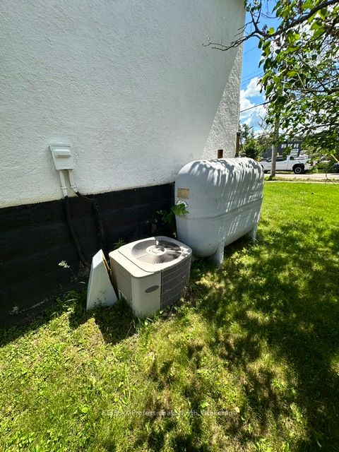 7 Invergordon Avenue Property Photo 49