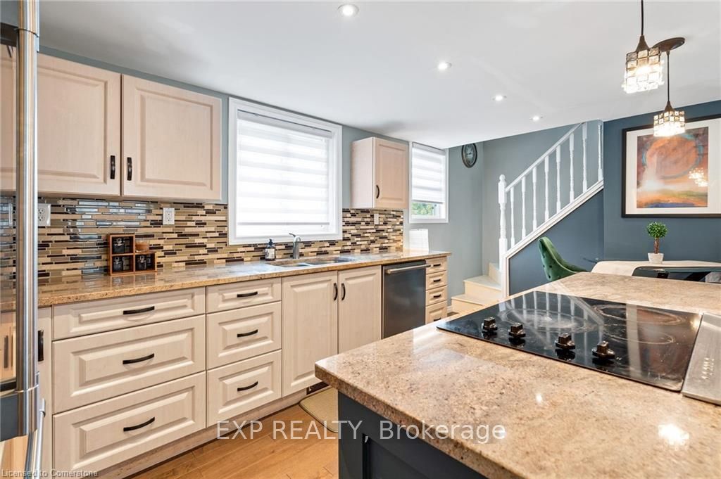 70 Jarrow Road Property Photo 6