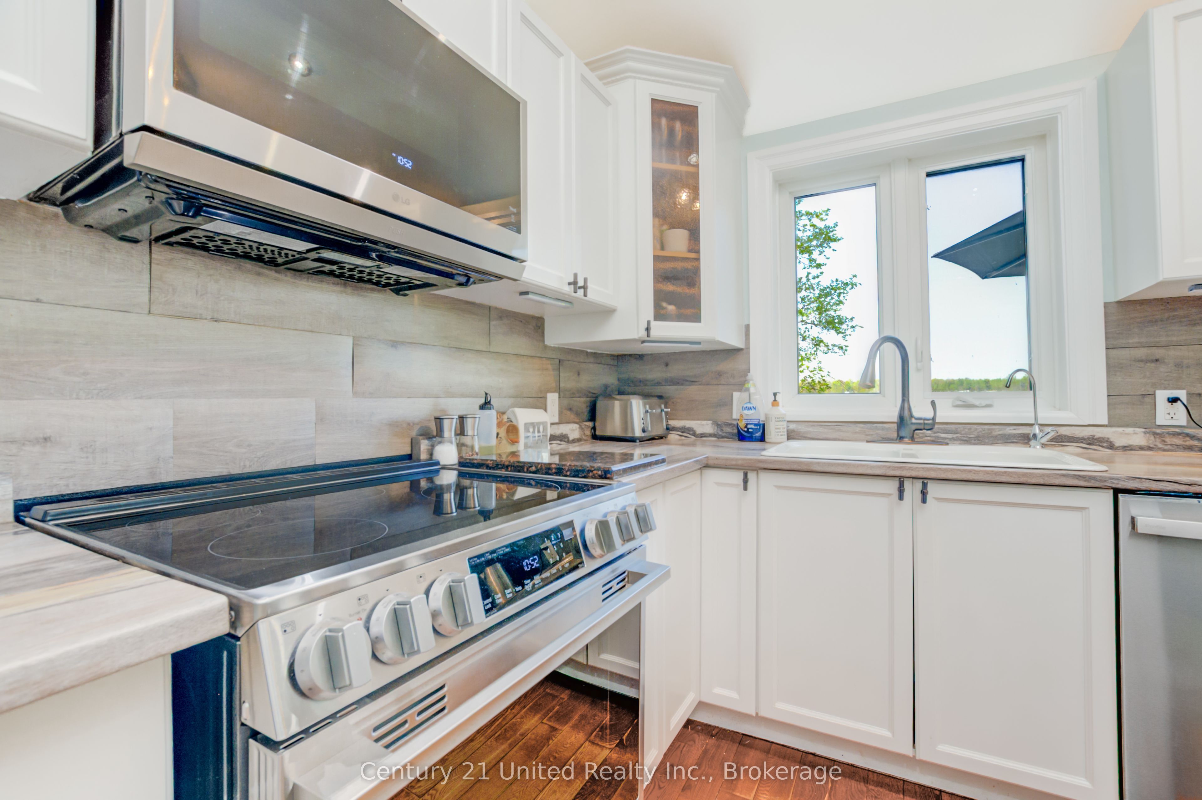 64 Sunnybrae Lane Property Photo 6