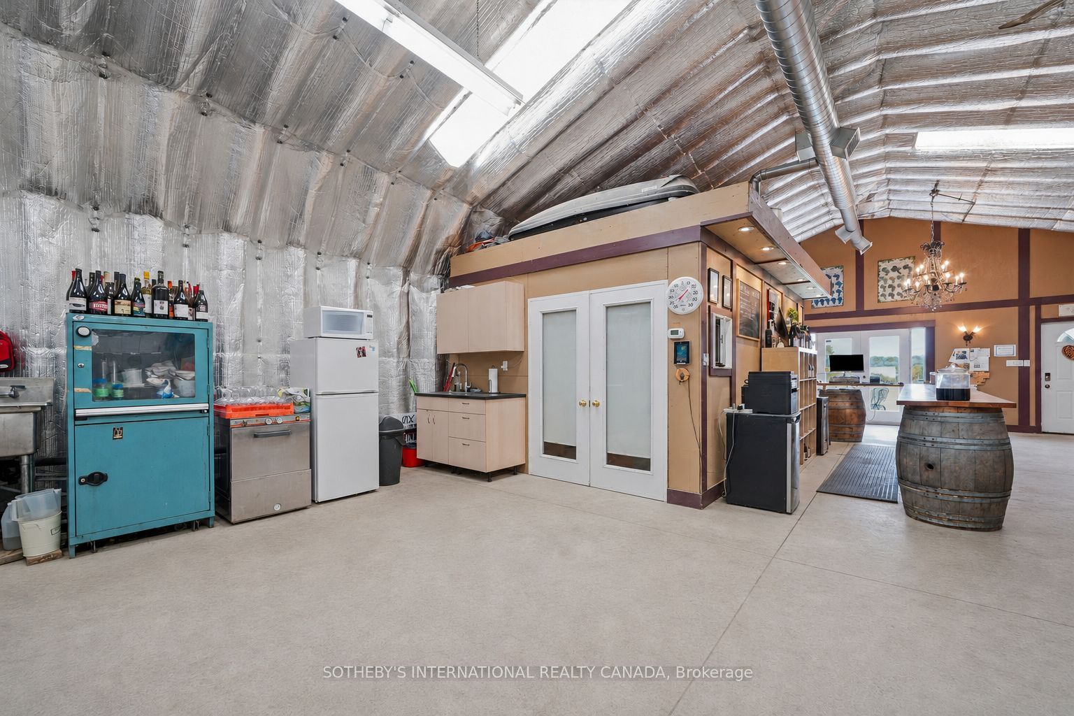 562 Danforth Road E Property Photo 10
