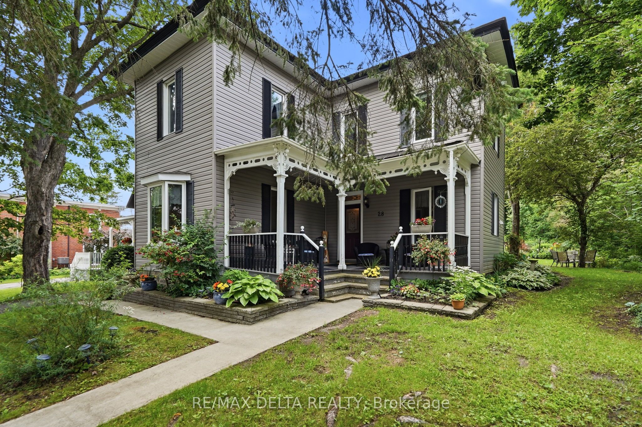 28 Jay Street Property Photo 1