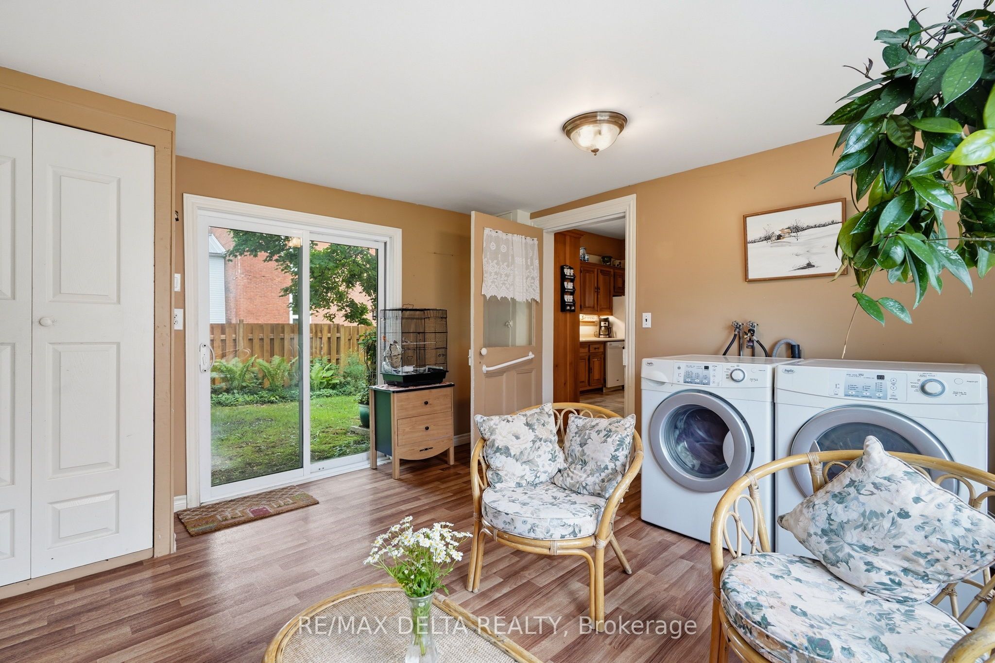 28 Jay Street Property Photo 15