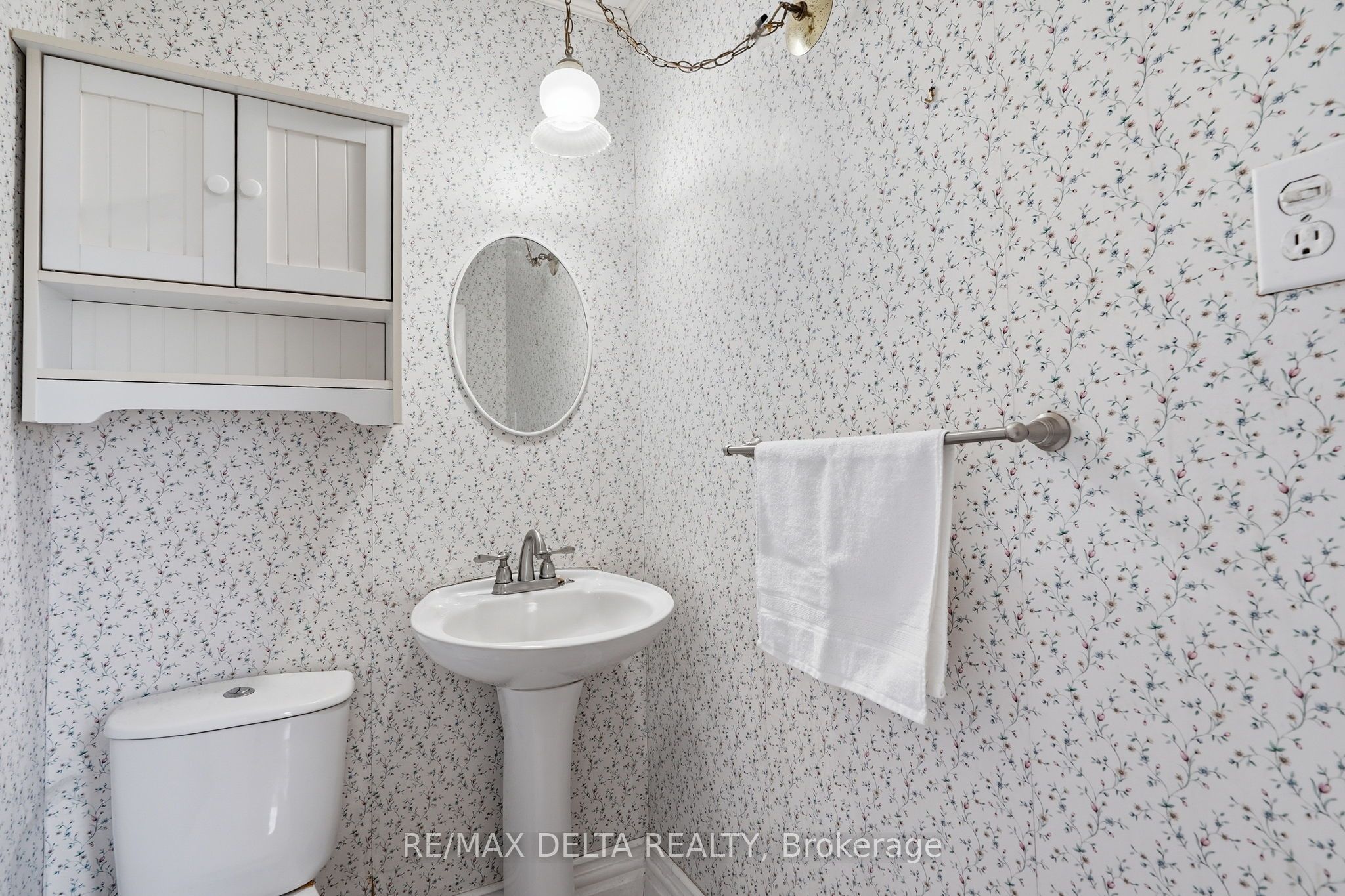 28 Jay Street Property Photo 16