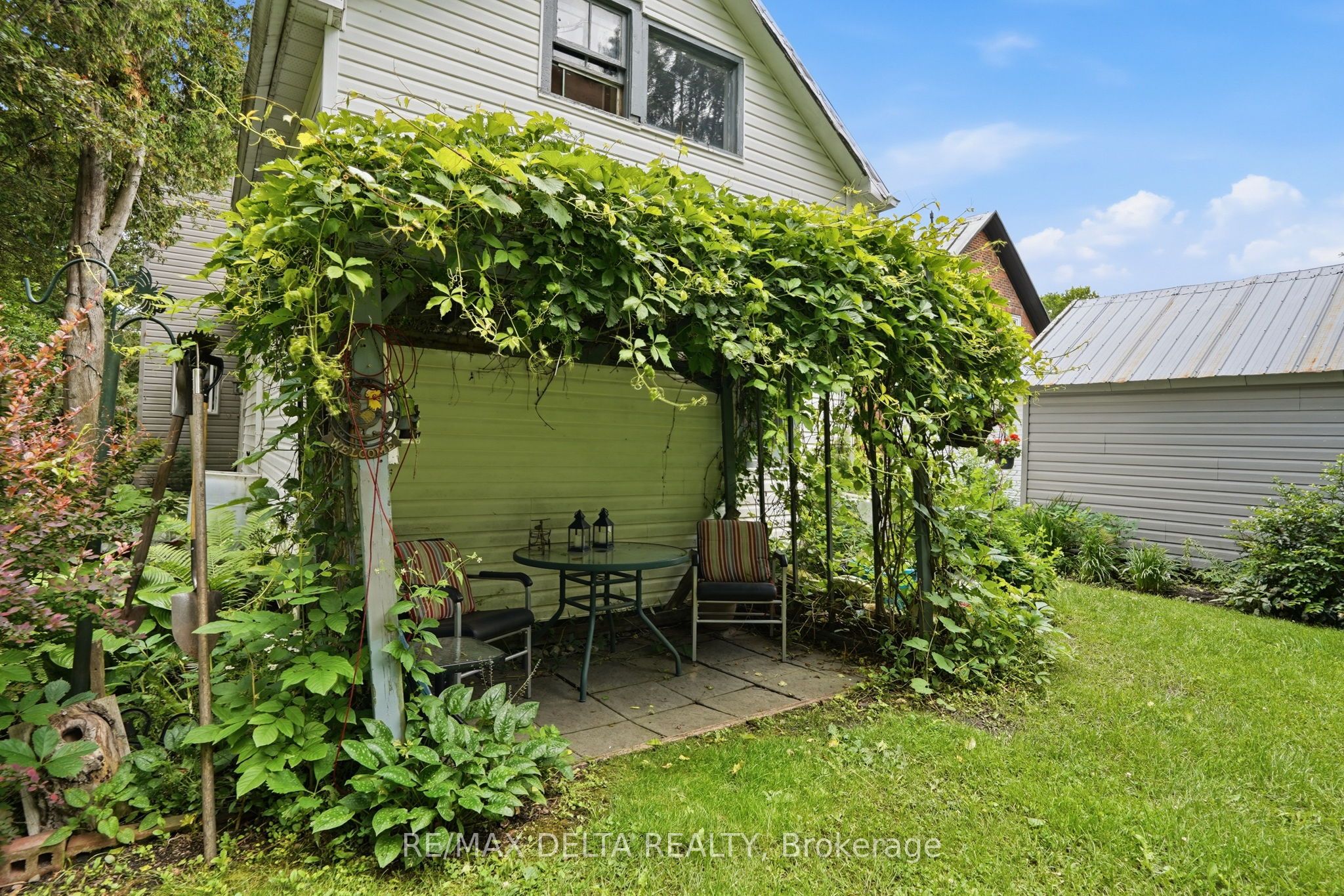 28 Jay Street Property Photo 32
