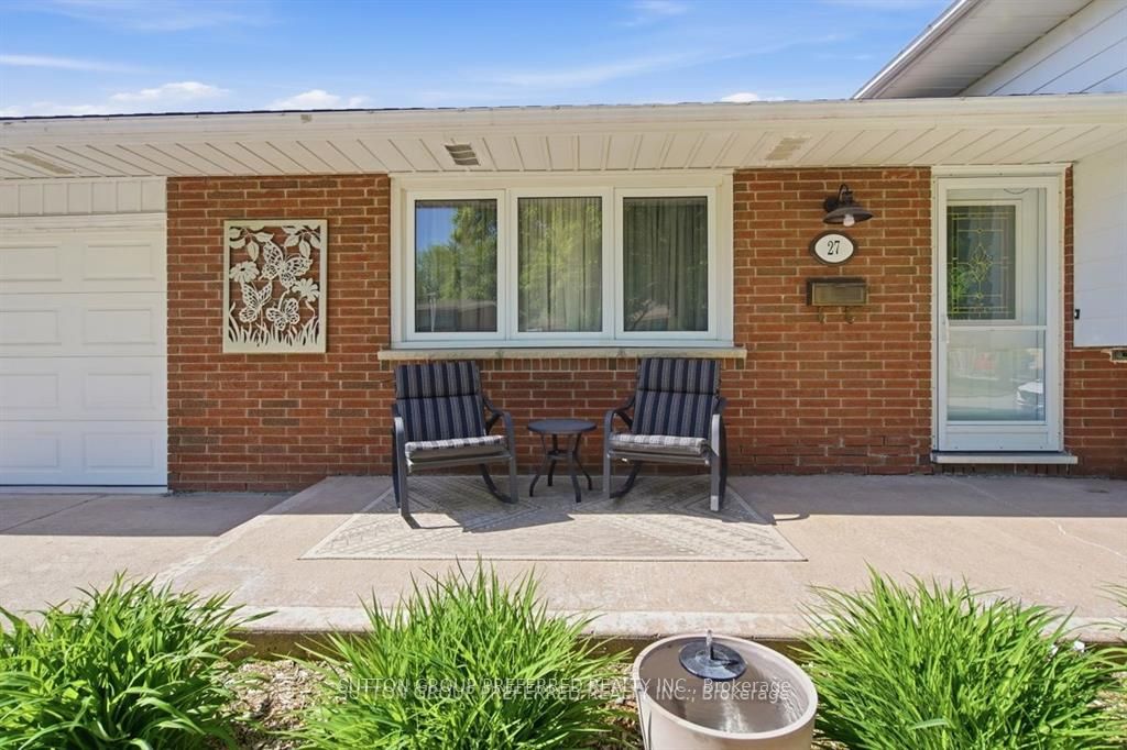 27 Stormont Drive Property Photo 5