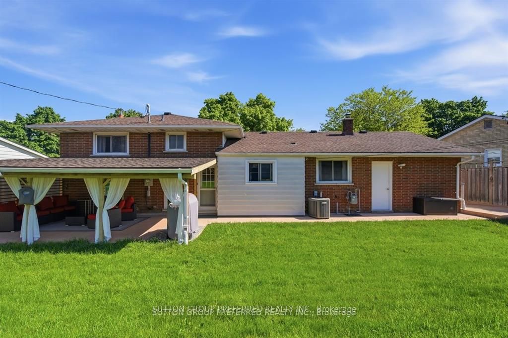 27 Stormont Drive Property Photo 41