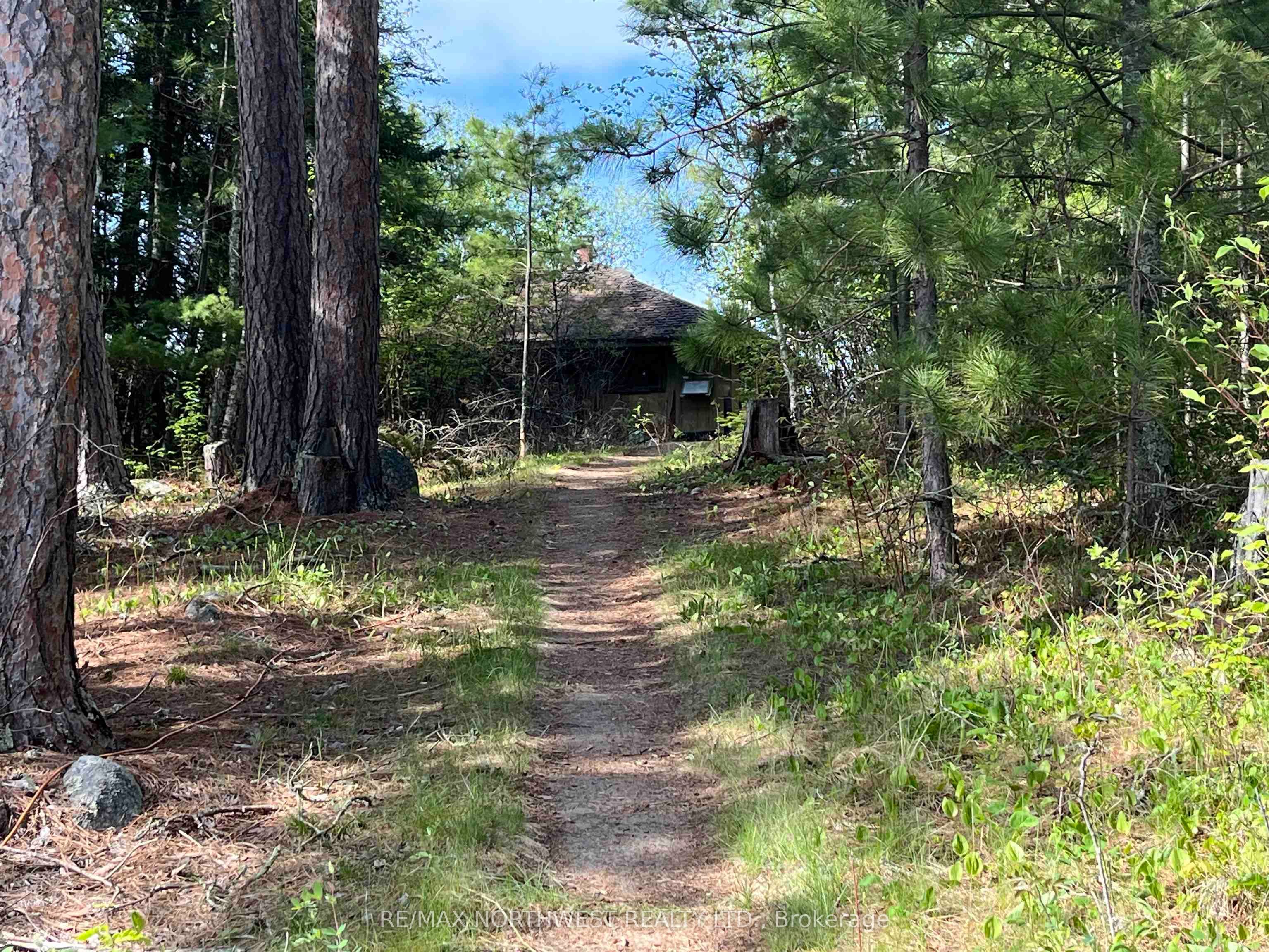 Pin 560660931 Property Photo 14