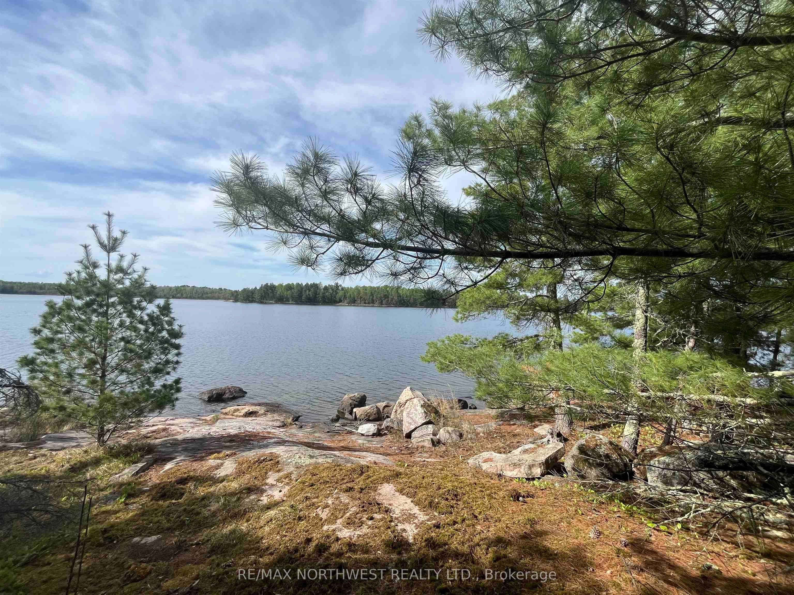 Pin 560660931 Property Photo 22