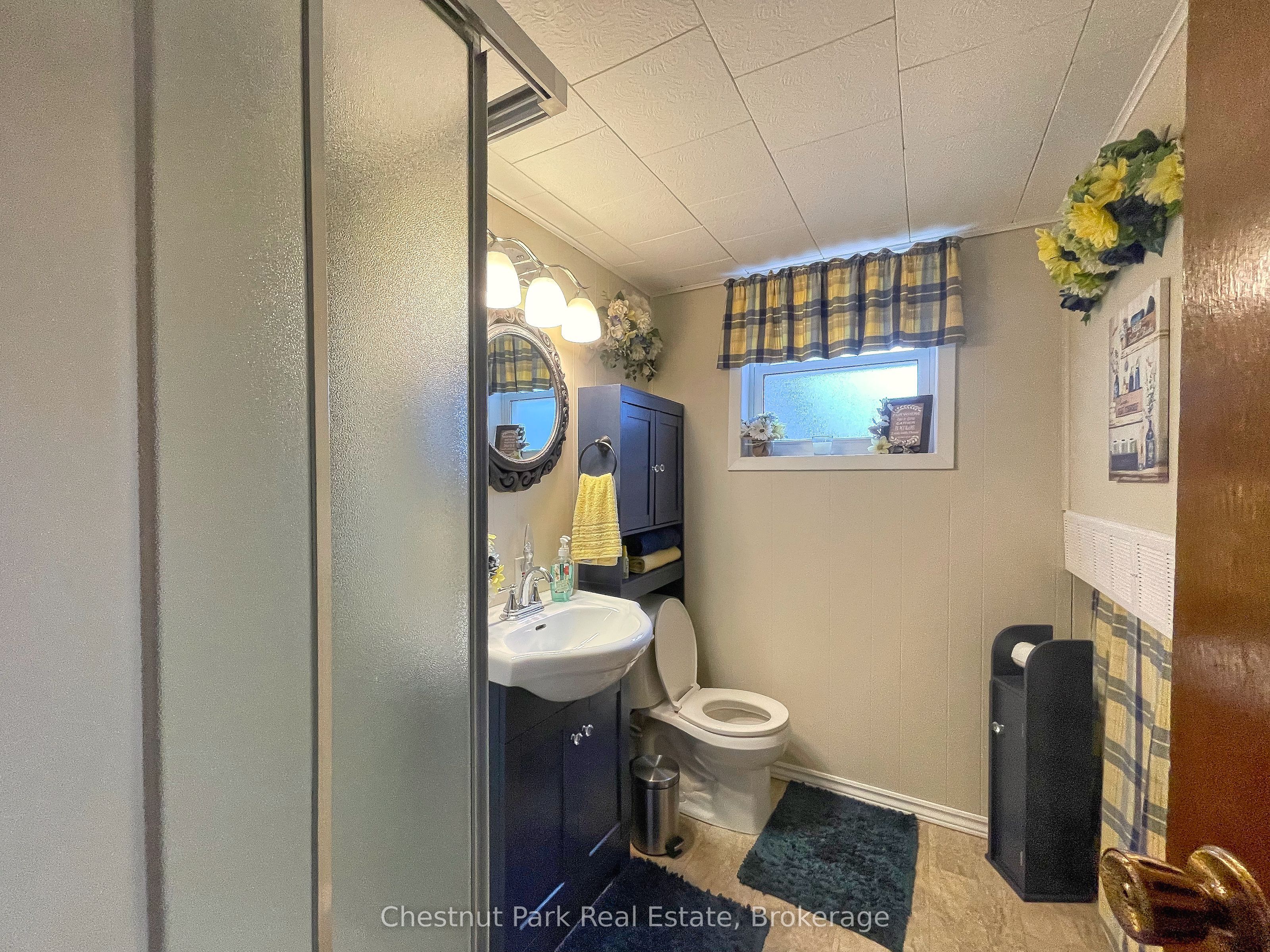 14 Tower Road Property Photo 18