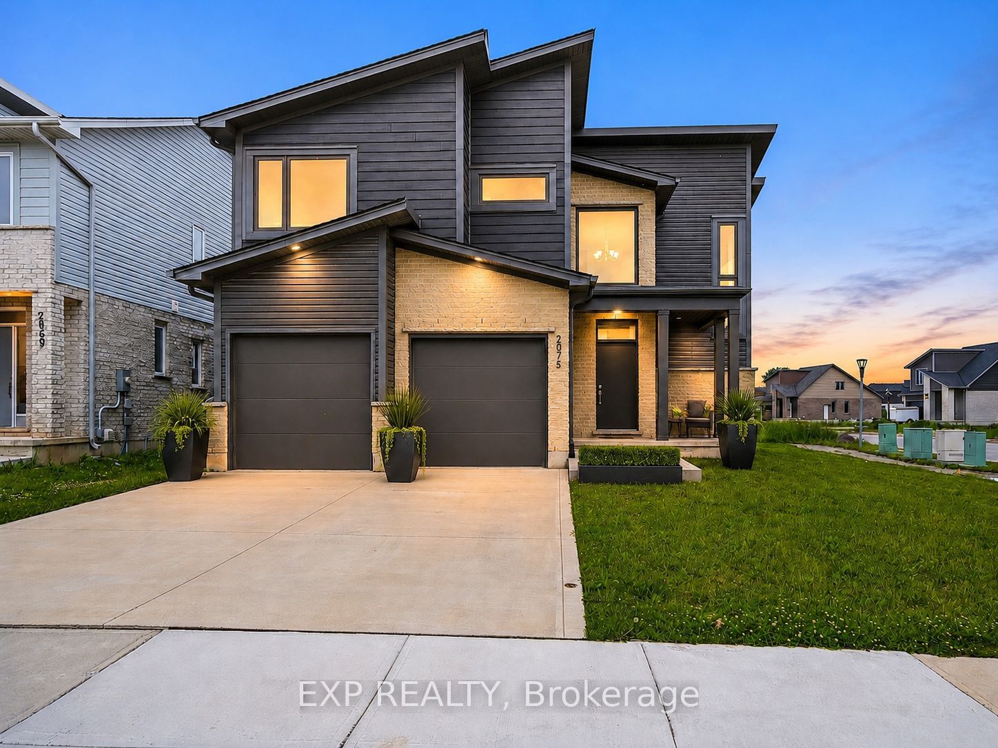 2075 Evans Boulevard Property Photo 1