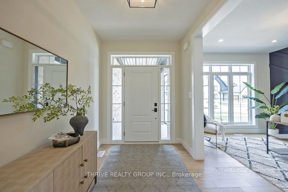 878 Lunar Drive Property Photo 3