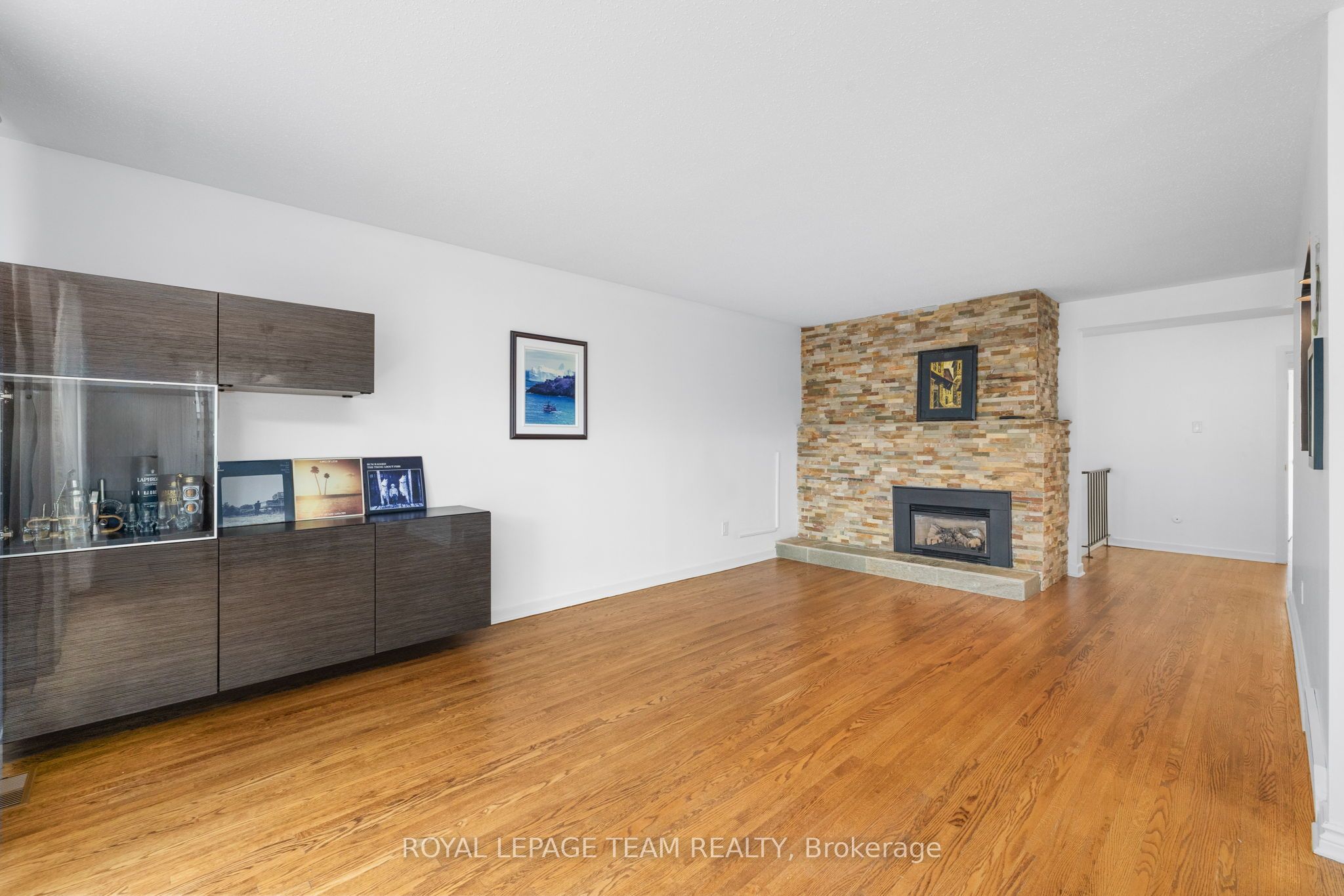 40 Woodmount Crescent Property Photo 12
