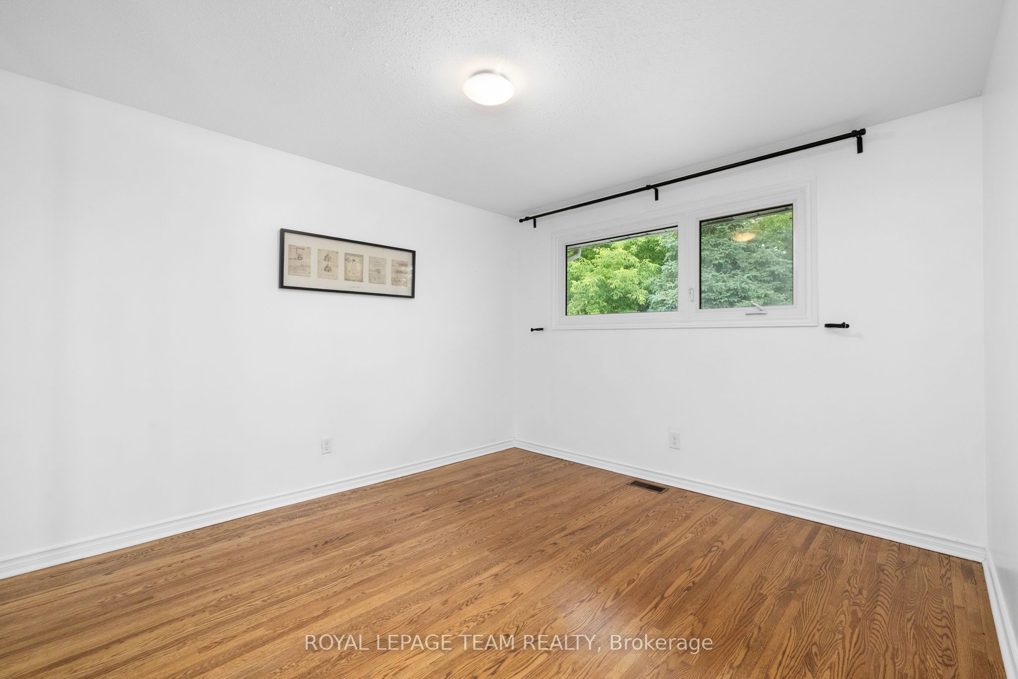 40 Woodmount Crescent Property Photo 17