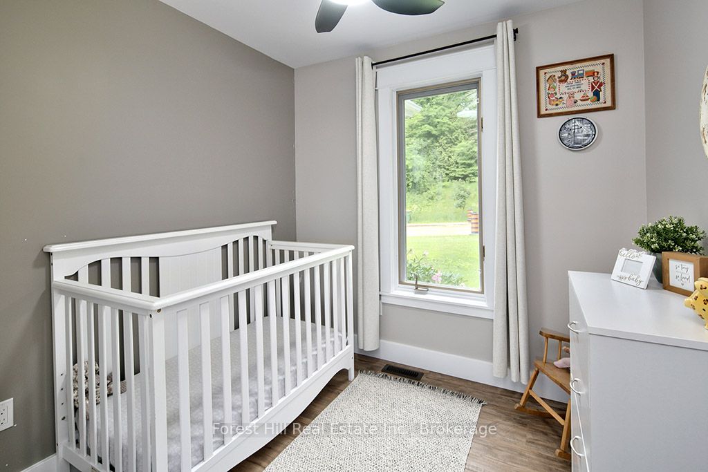 350 Main Street Property Photo 29
