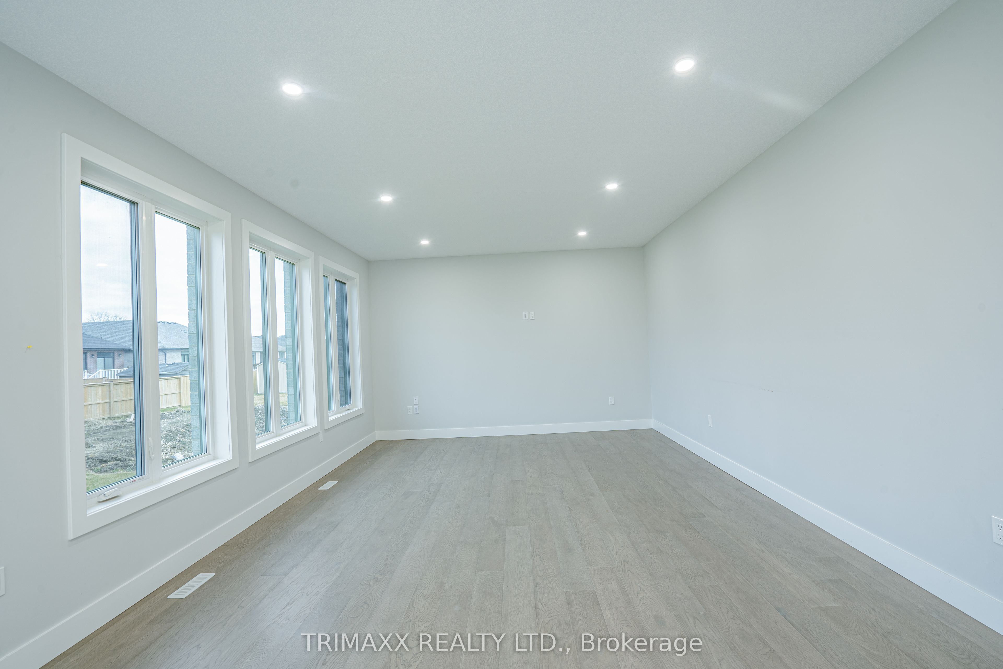 188 Foxborough Place Property Photo 15