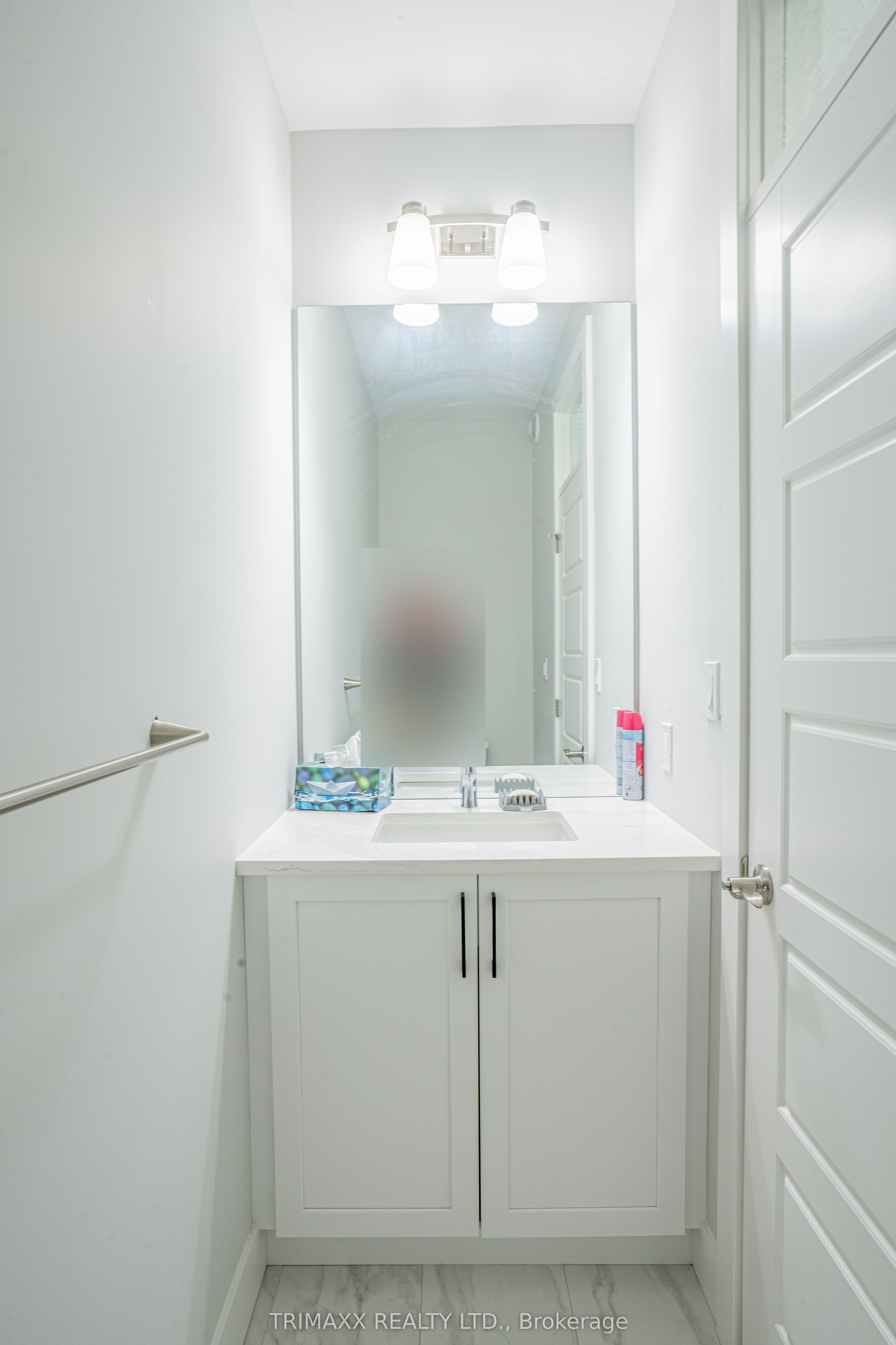 188 Foxborough Place Property Photo 18