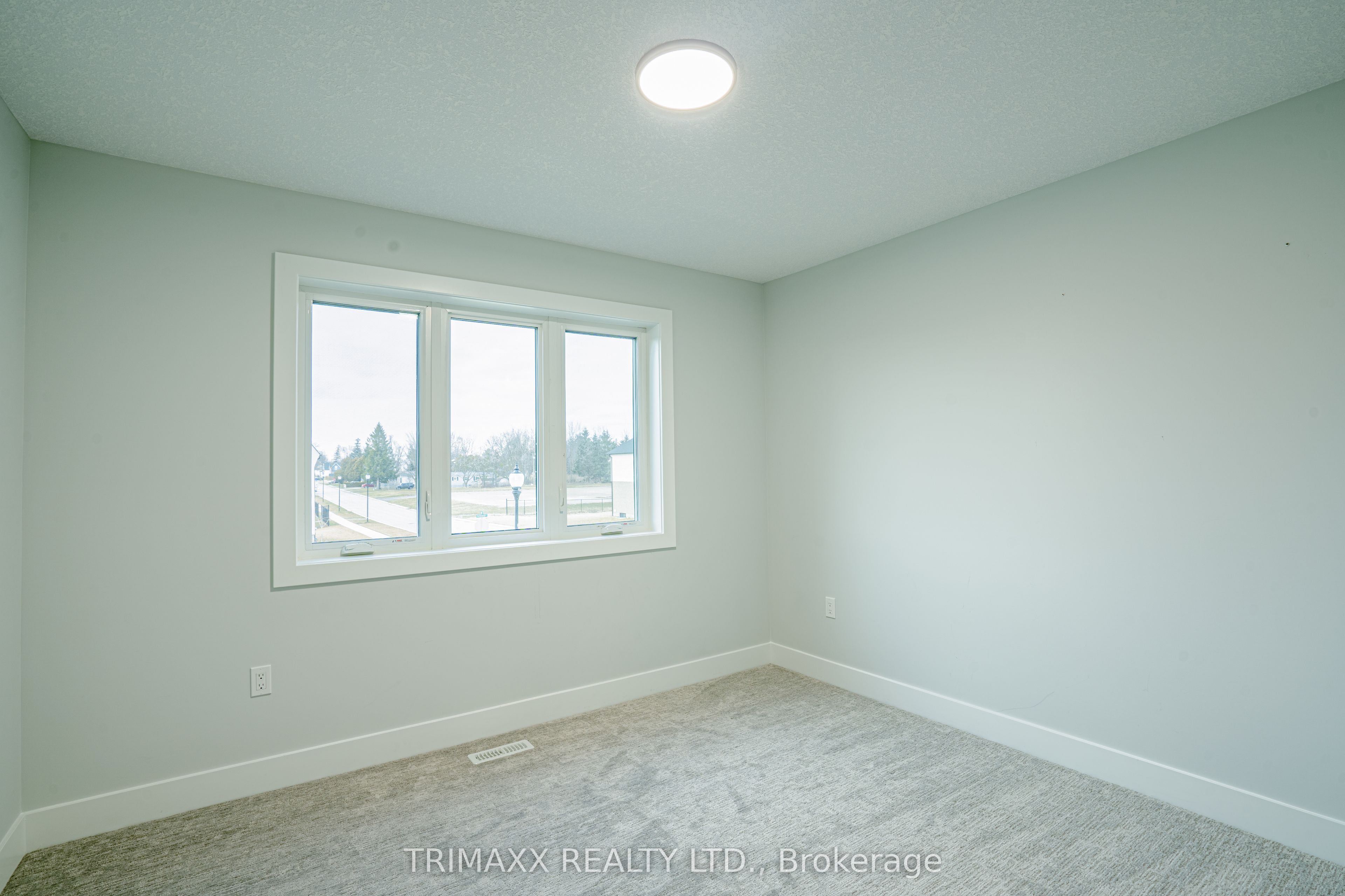 188 Foxborough Place Property Photo 33