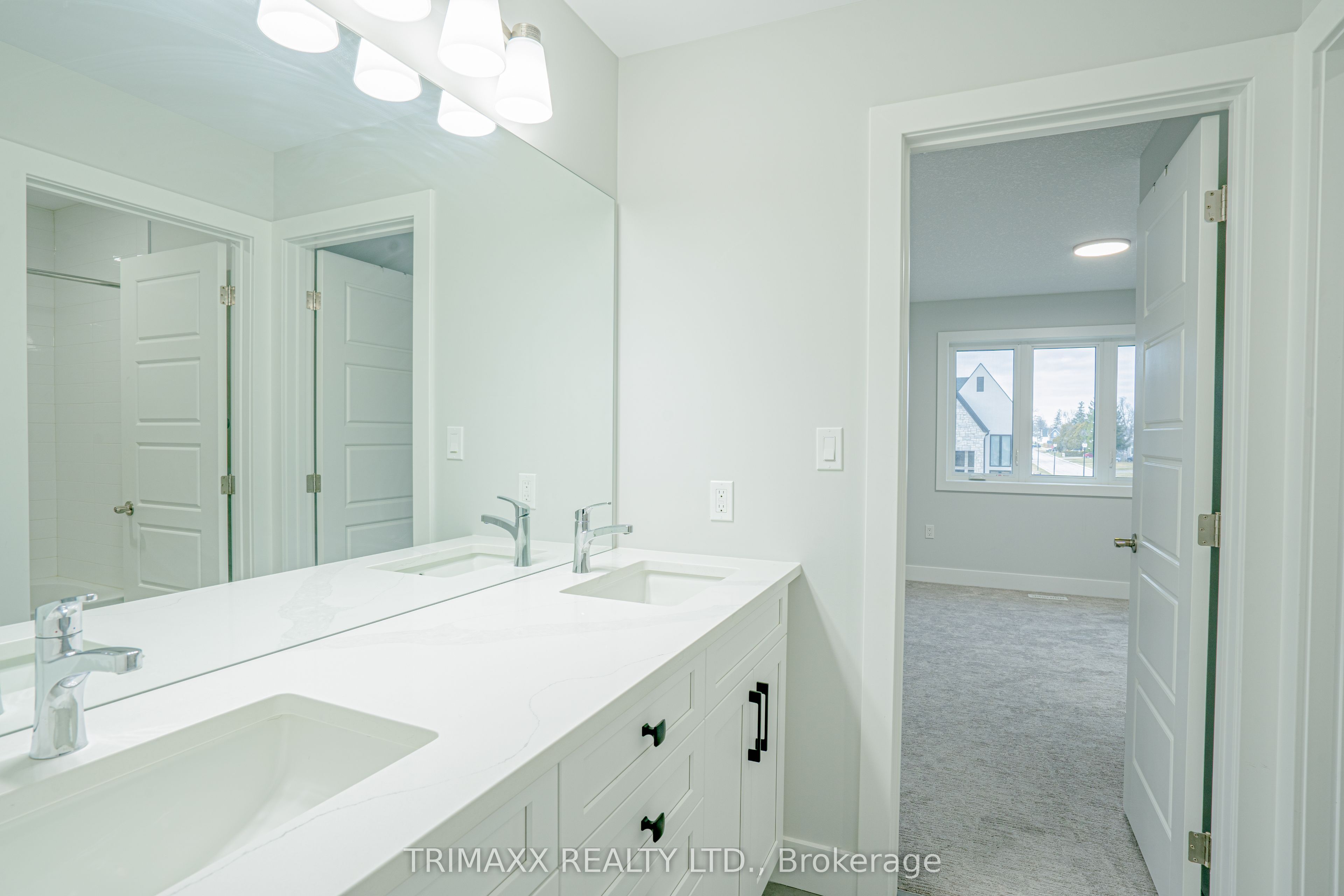 188 Foxborough Place Property Photo 37