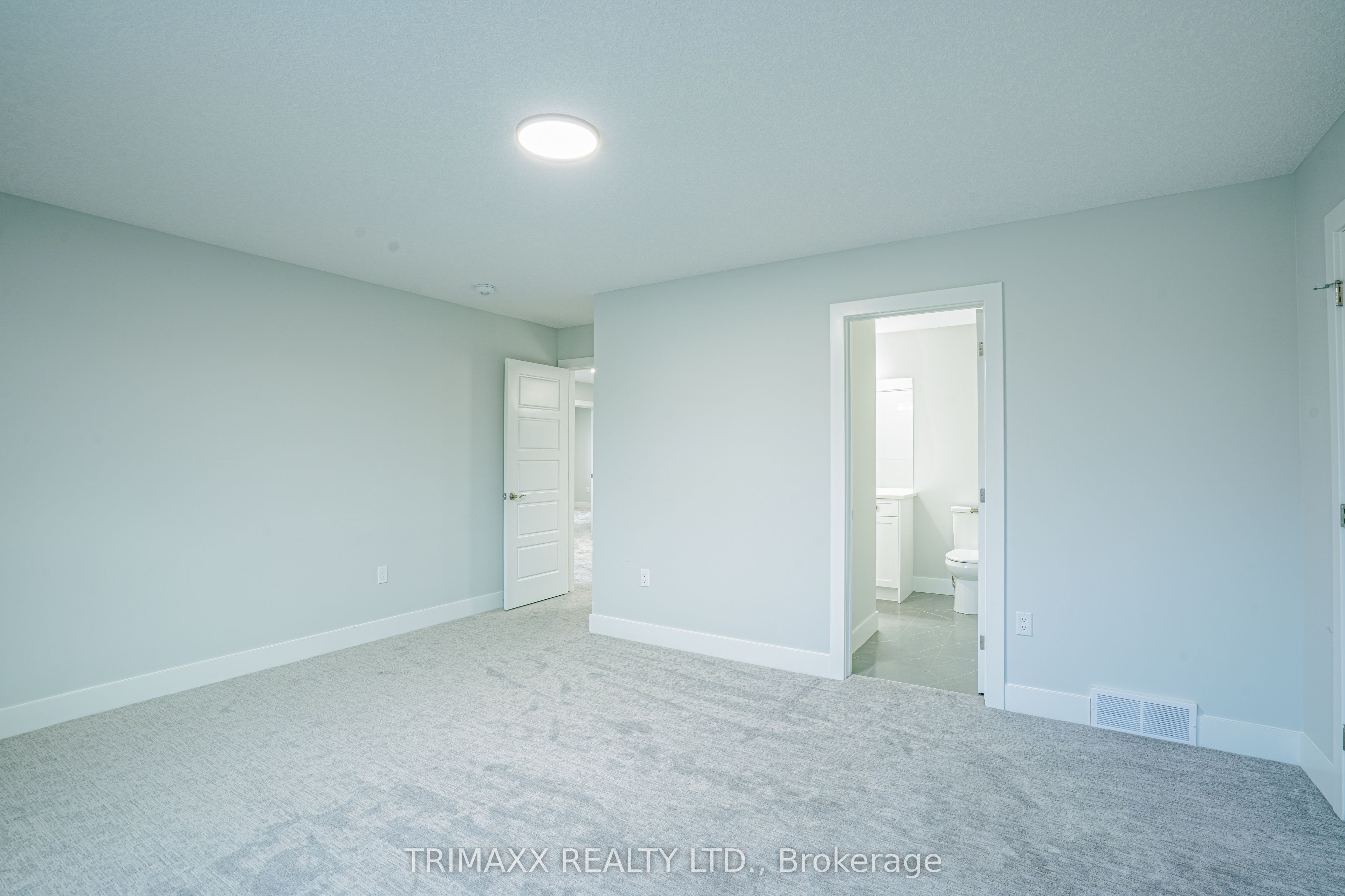 188 Foxborough Place Property Photo 39