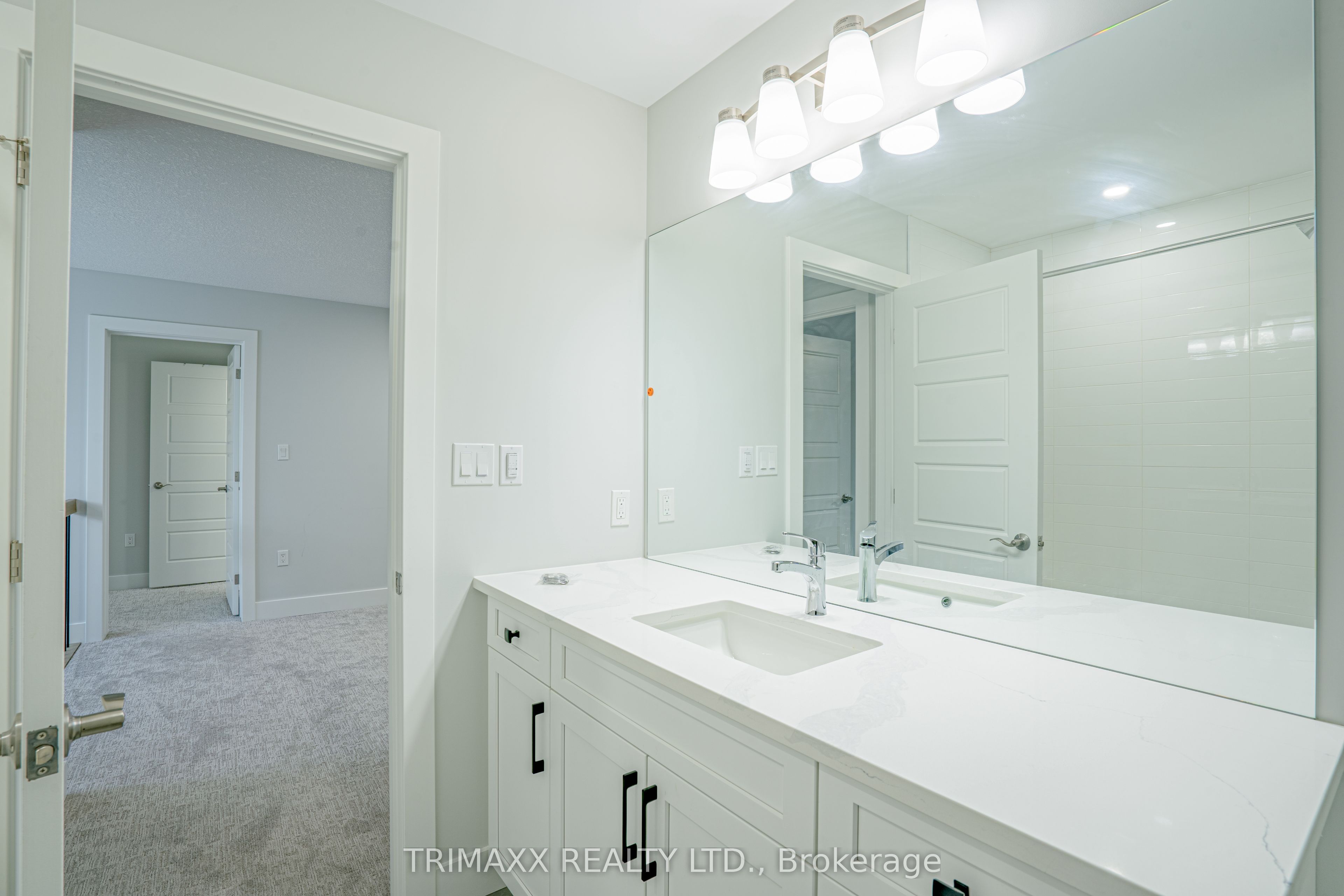 188 Foxborough Place Property Photo 40