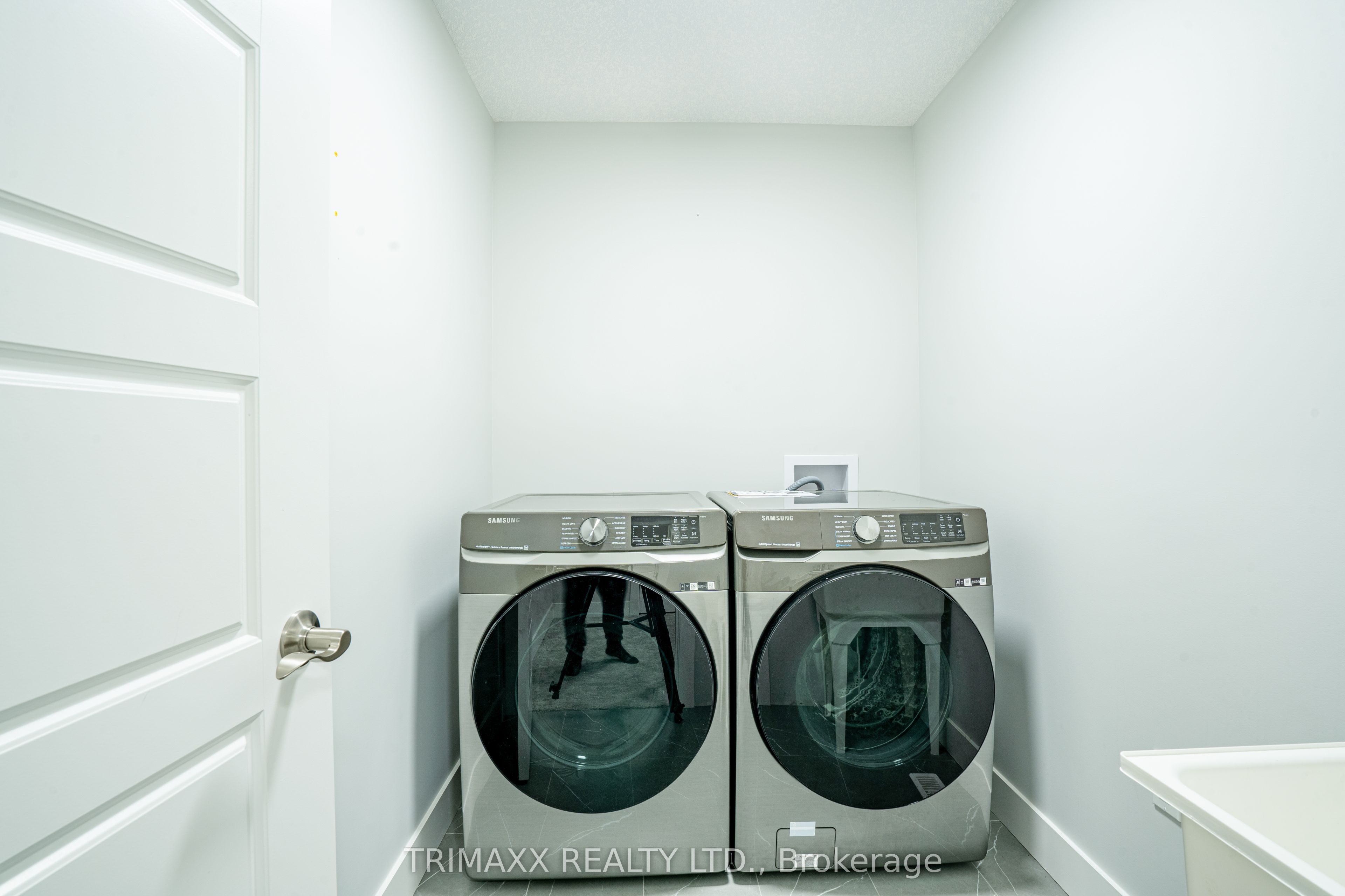188 Foxborough Place Property Photo 41