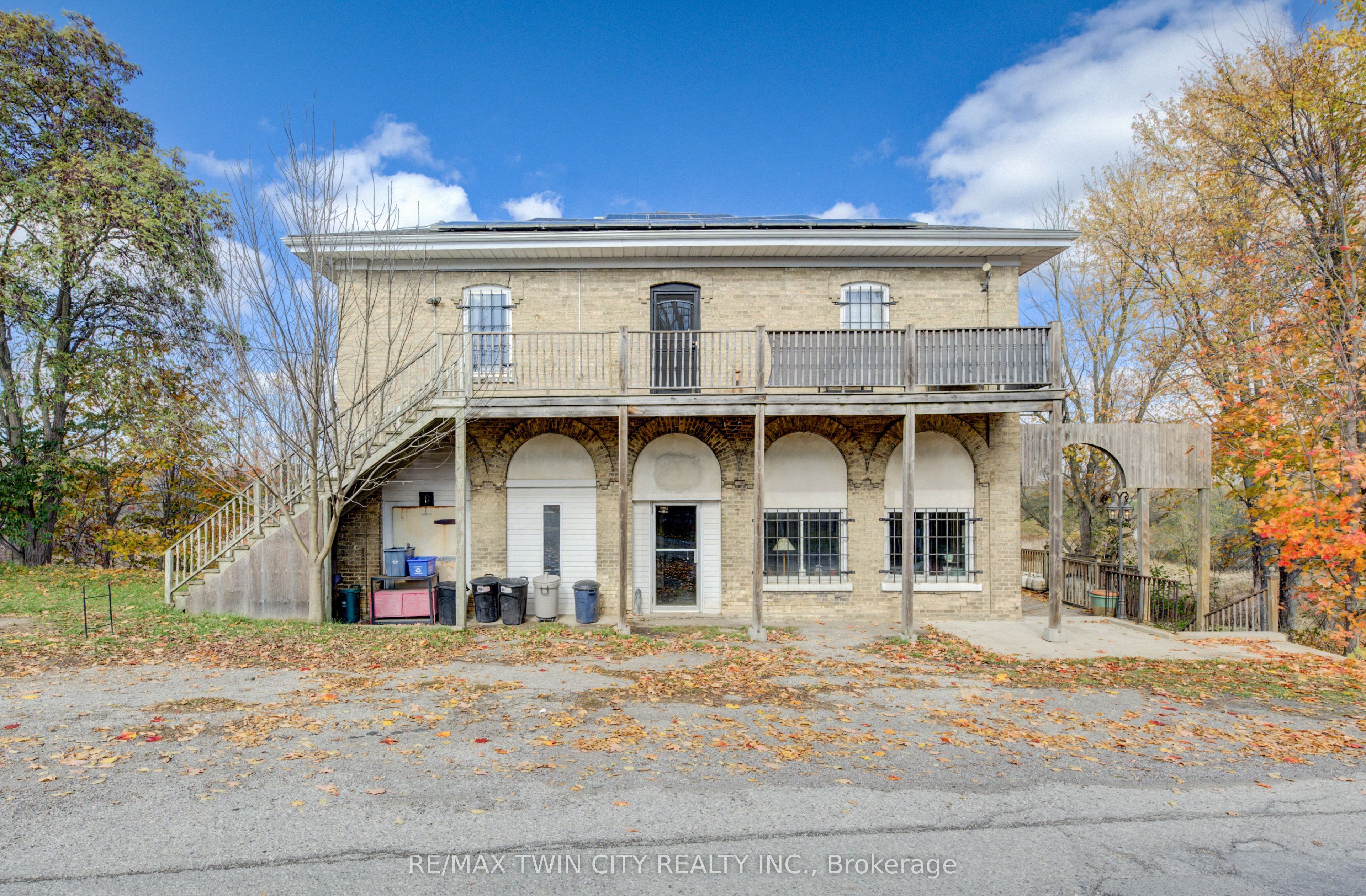 3506 Huron Road Property Photo 1