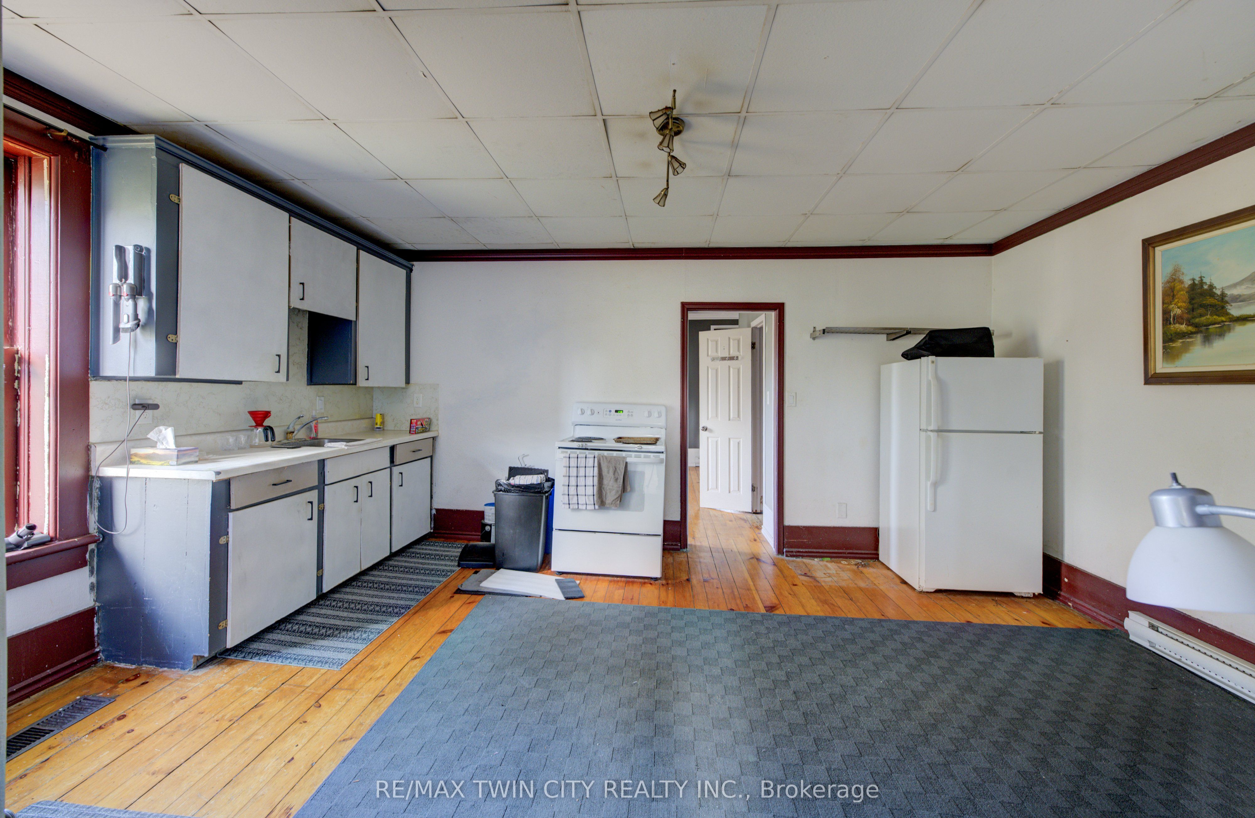 3506 Huron Road Property Photo 25