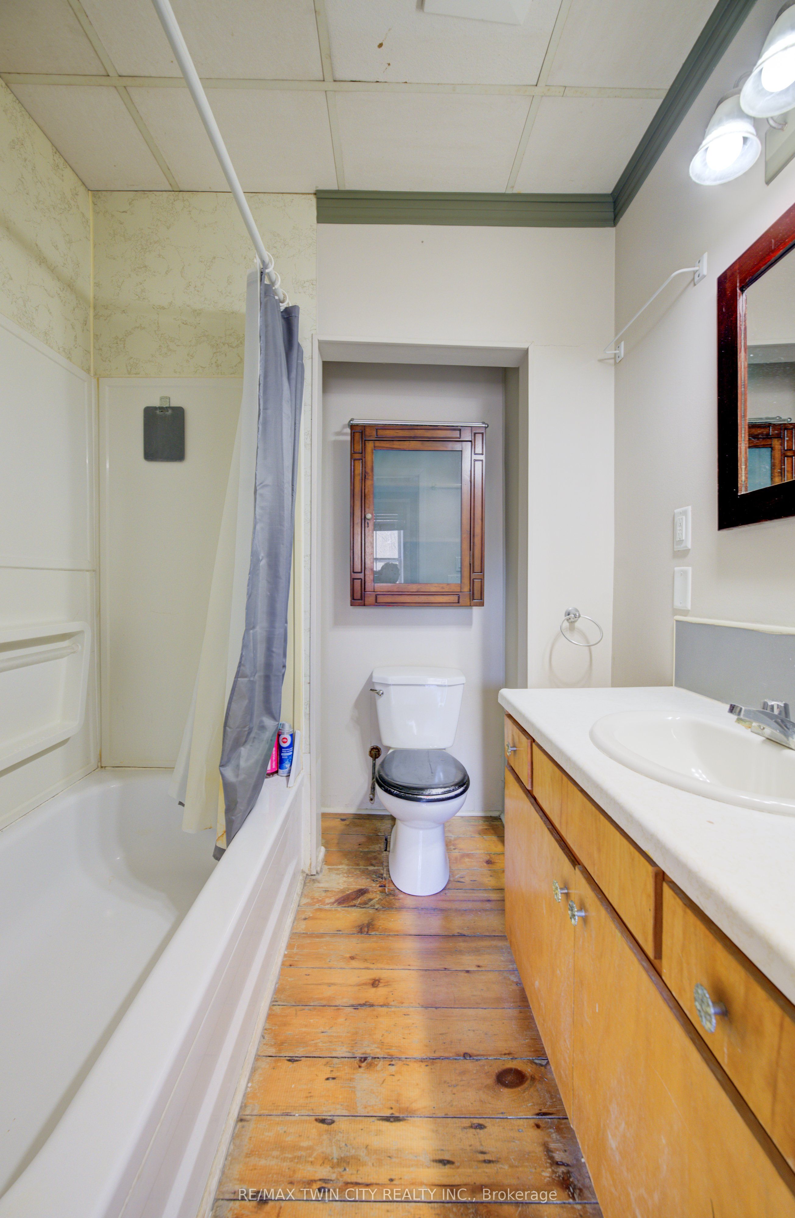 3506 Huron Road Property Photo 29