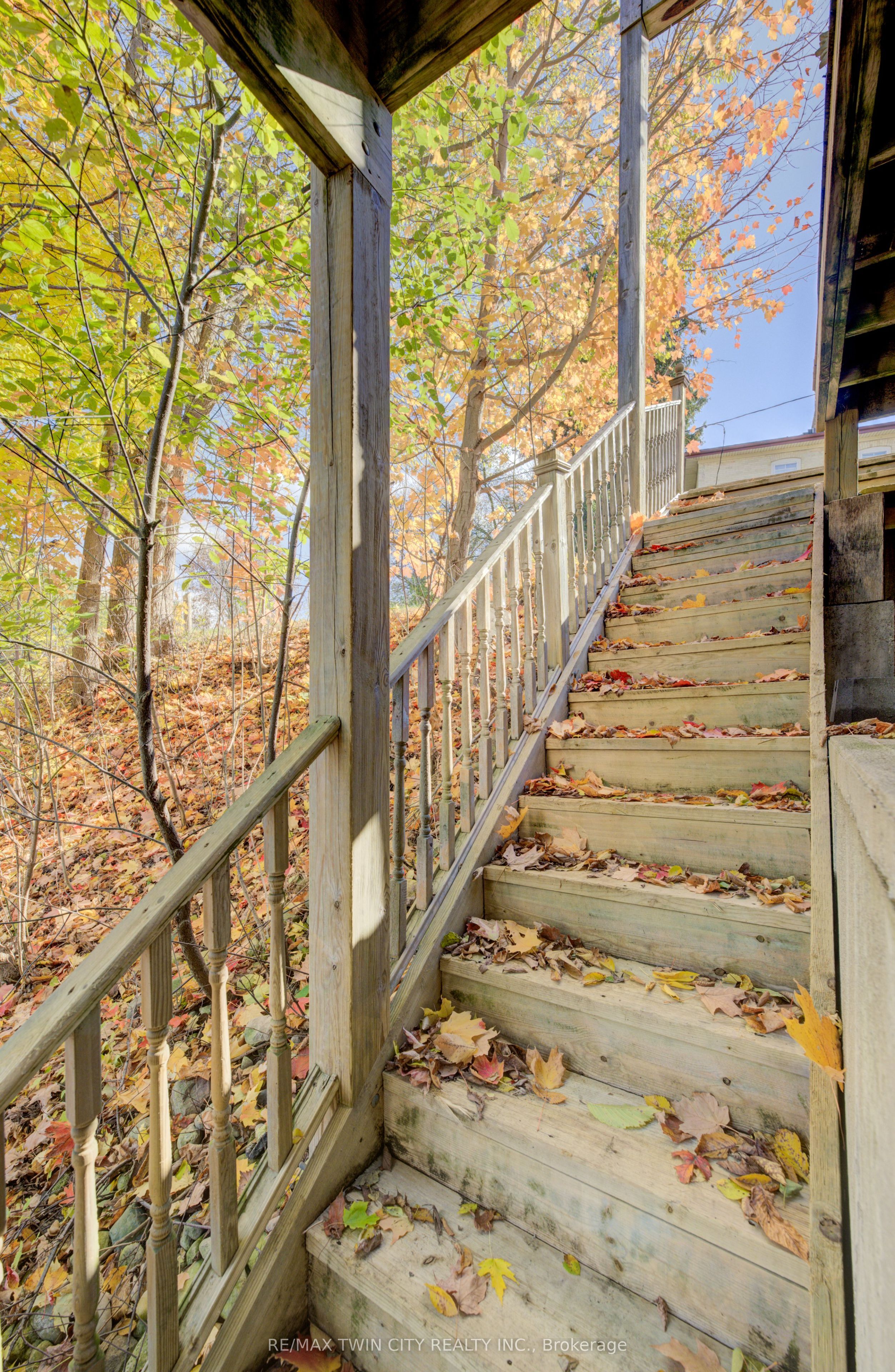 3506 Huron Road Property Photo 31
