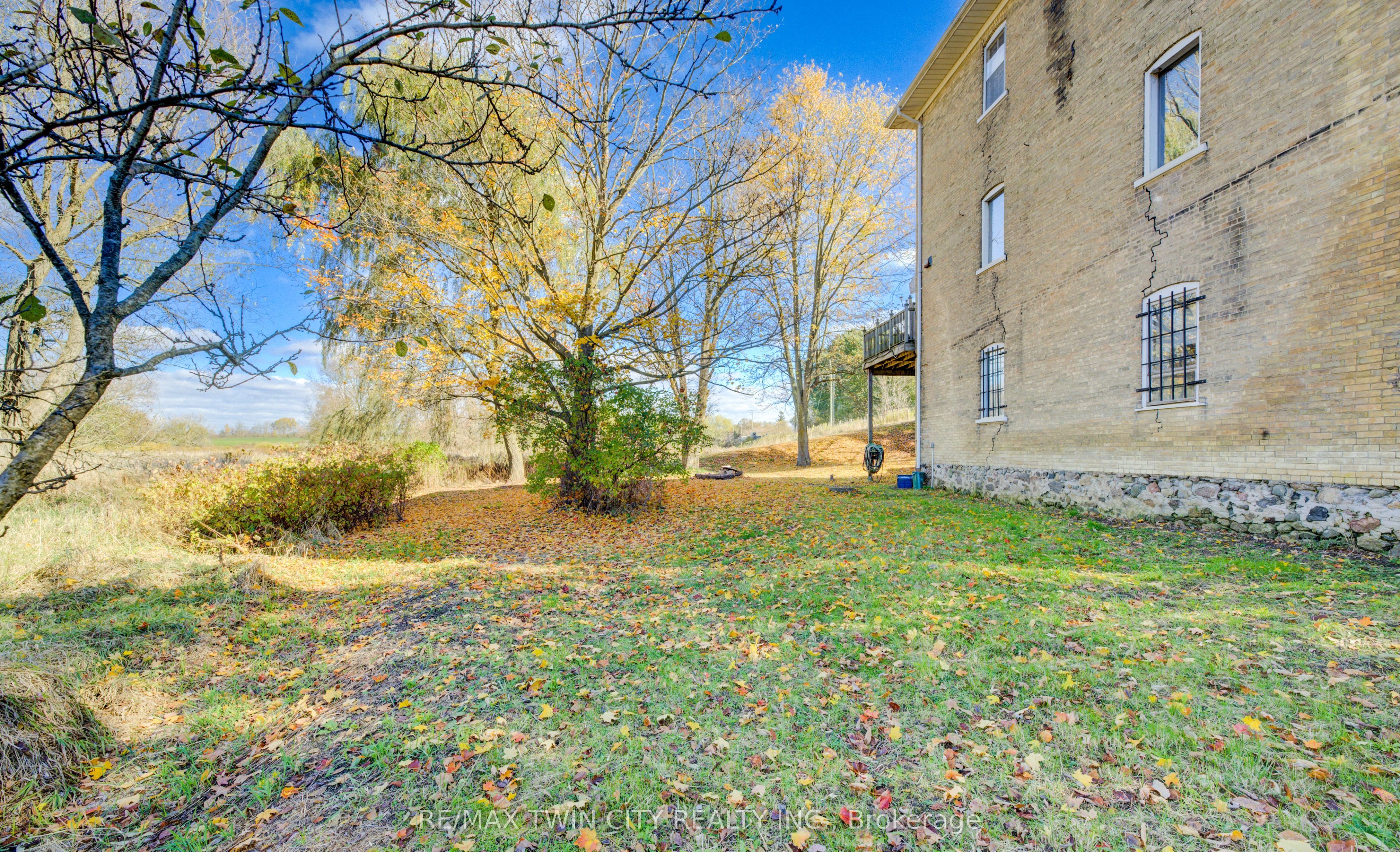 3506 Huron Road Property Photo 38