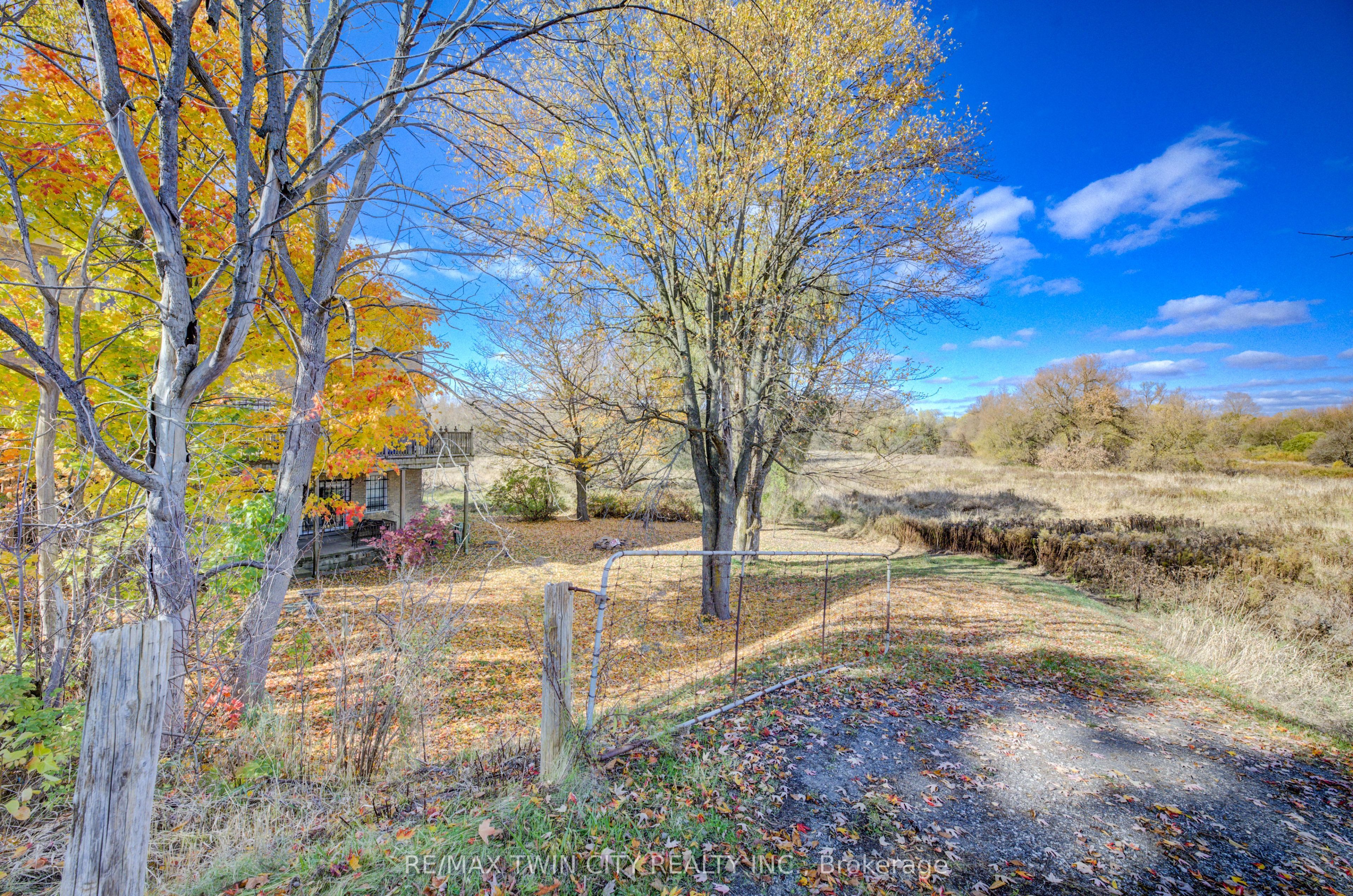 3506 Huron Road Property Photo 42