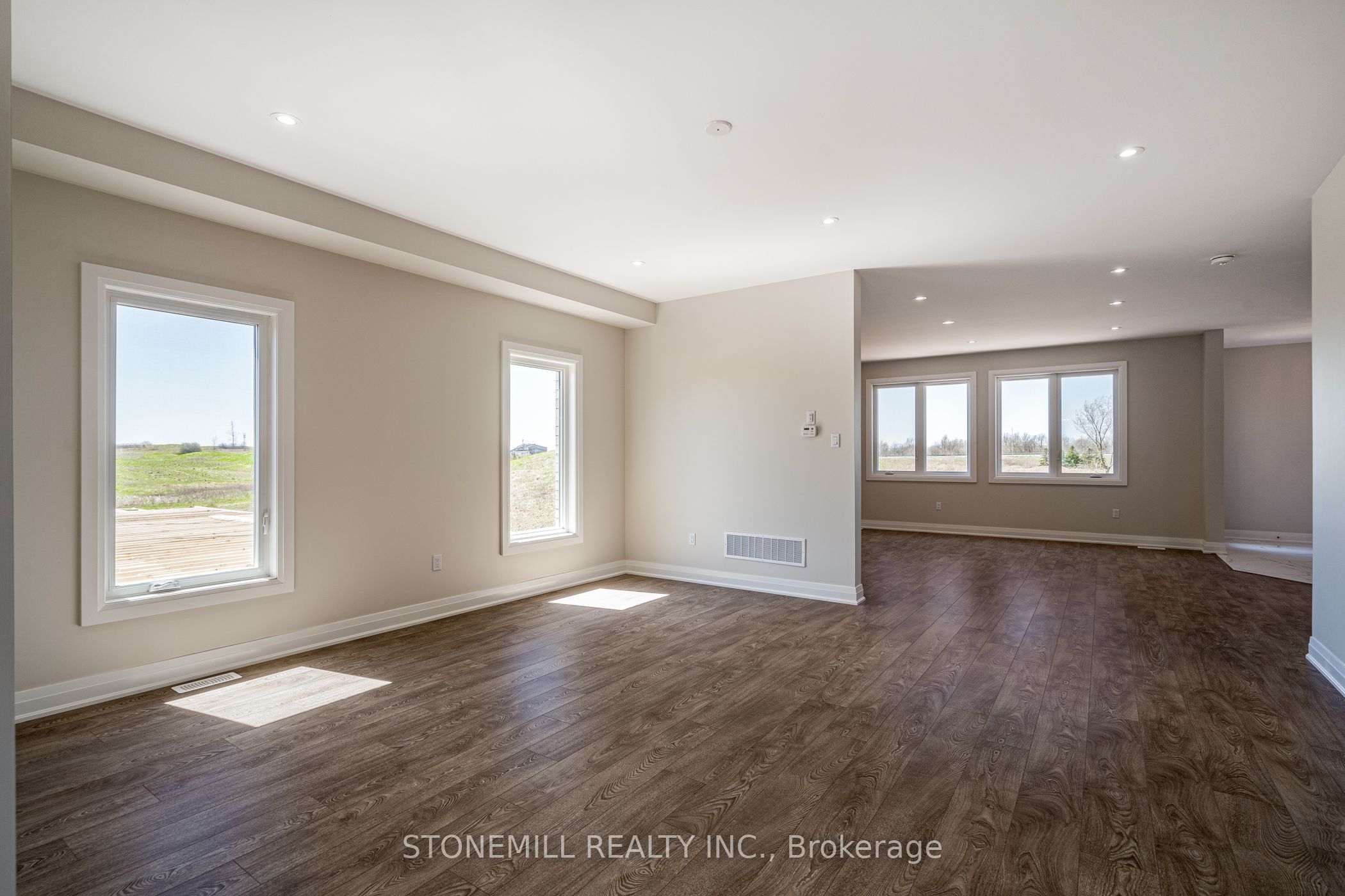 229 Midland Place Property Photo 6