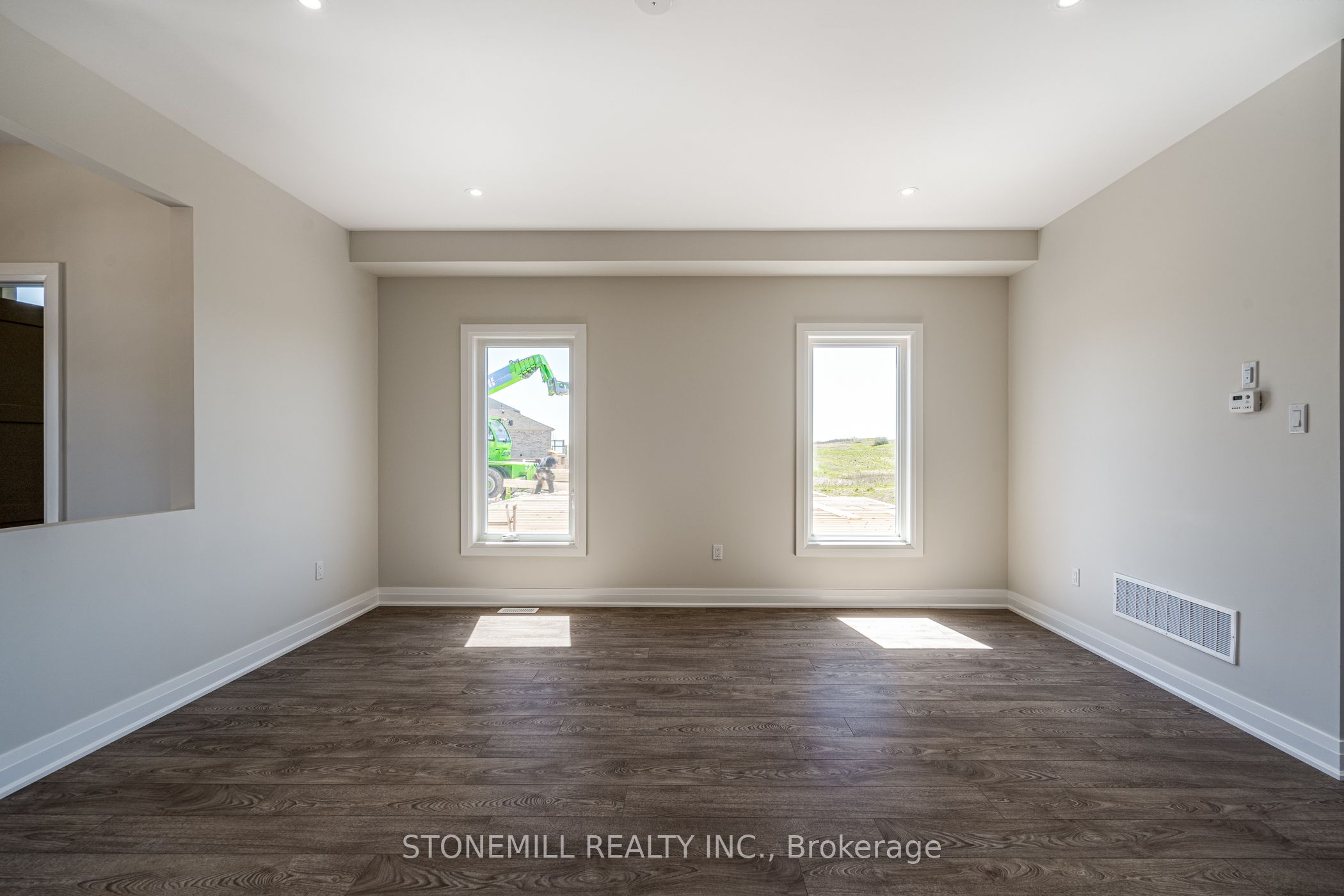 229 Midland Place Property Photo 8