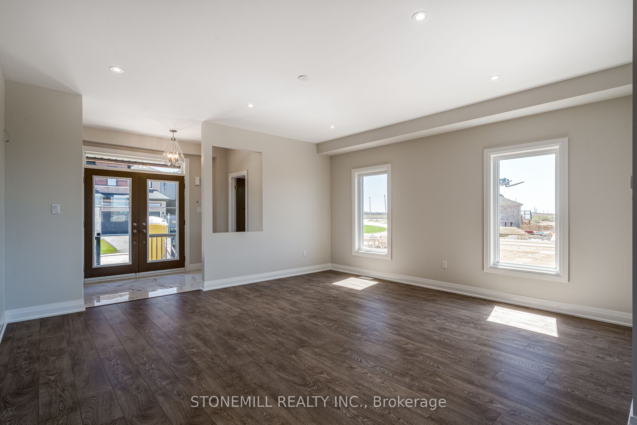 229 Midland Place Property Photo 9