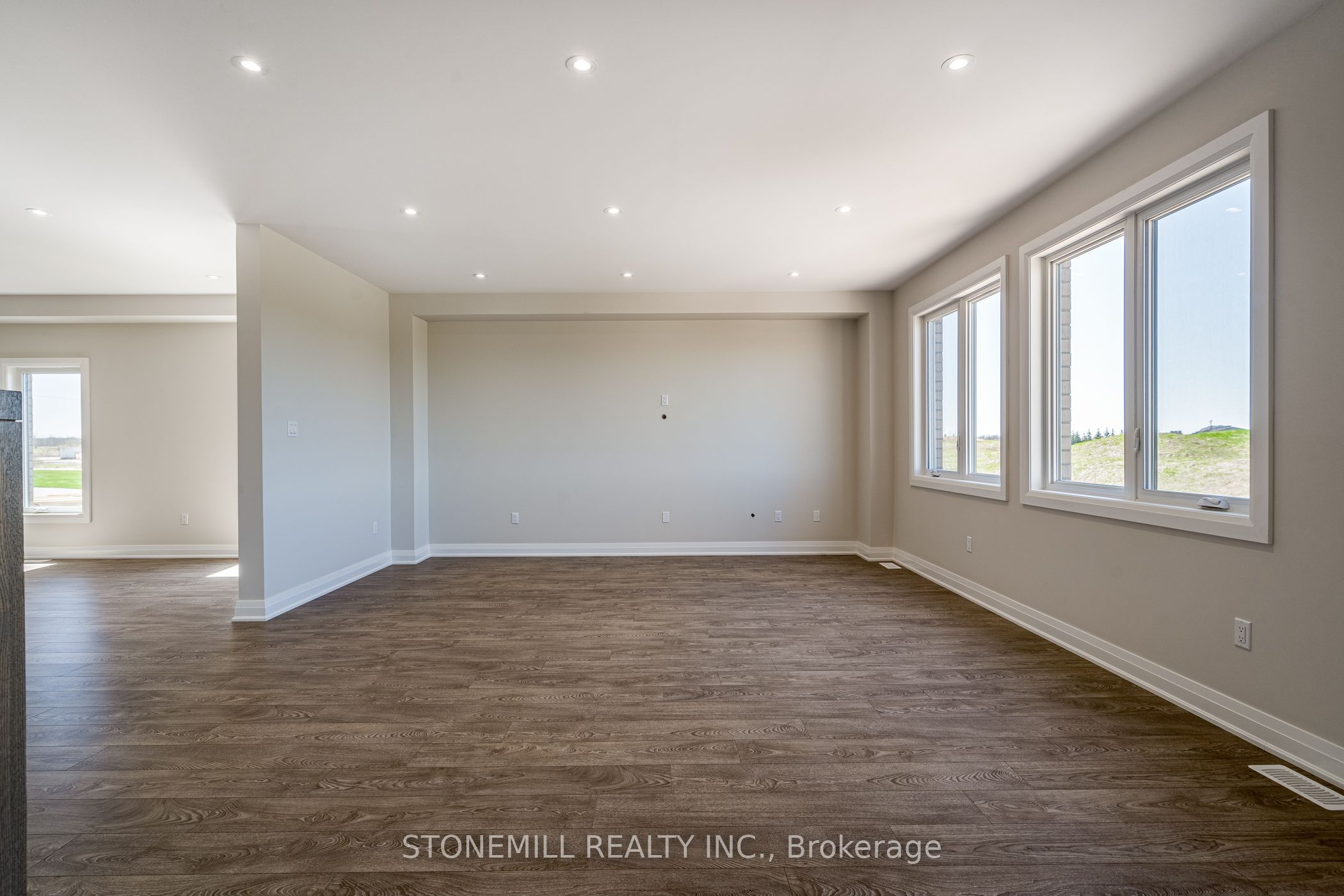 229 Midland Place Property Photo 12