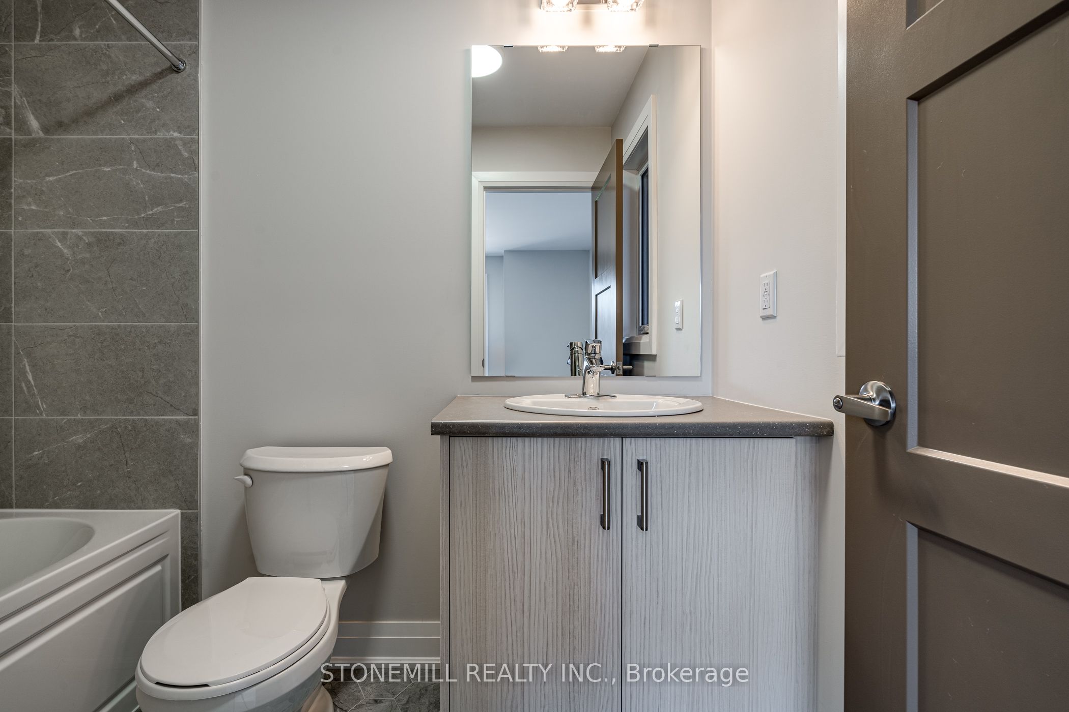 229 Midland Place Property Photo 28
