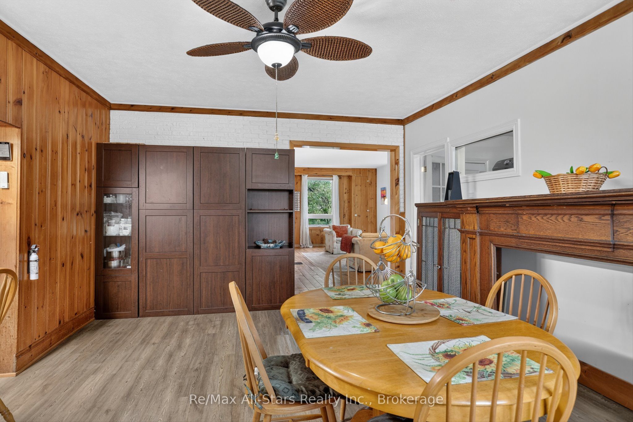 4077 Monck Road Property Photo 14