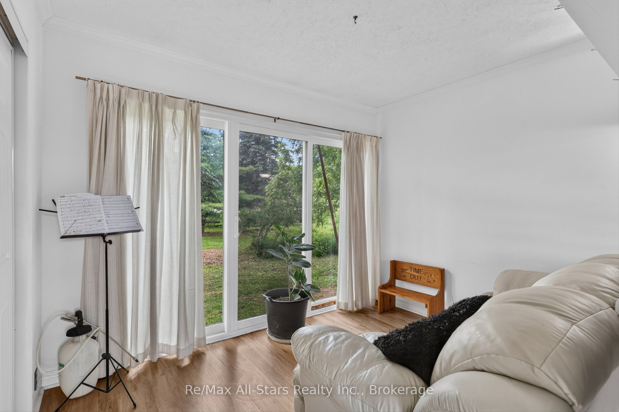 4077 Monck Road Property Photo 20