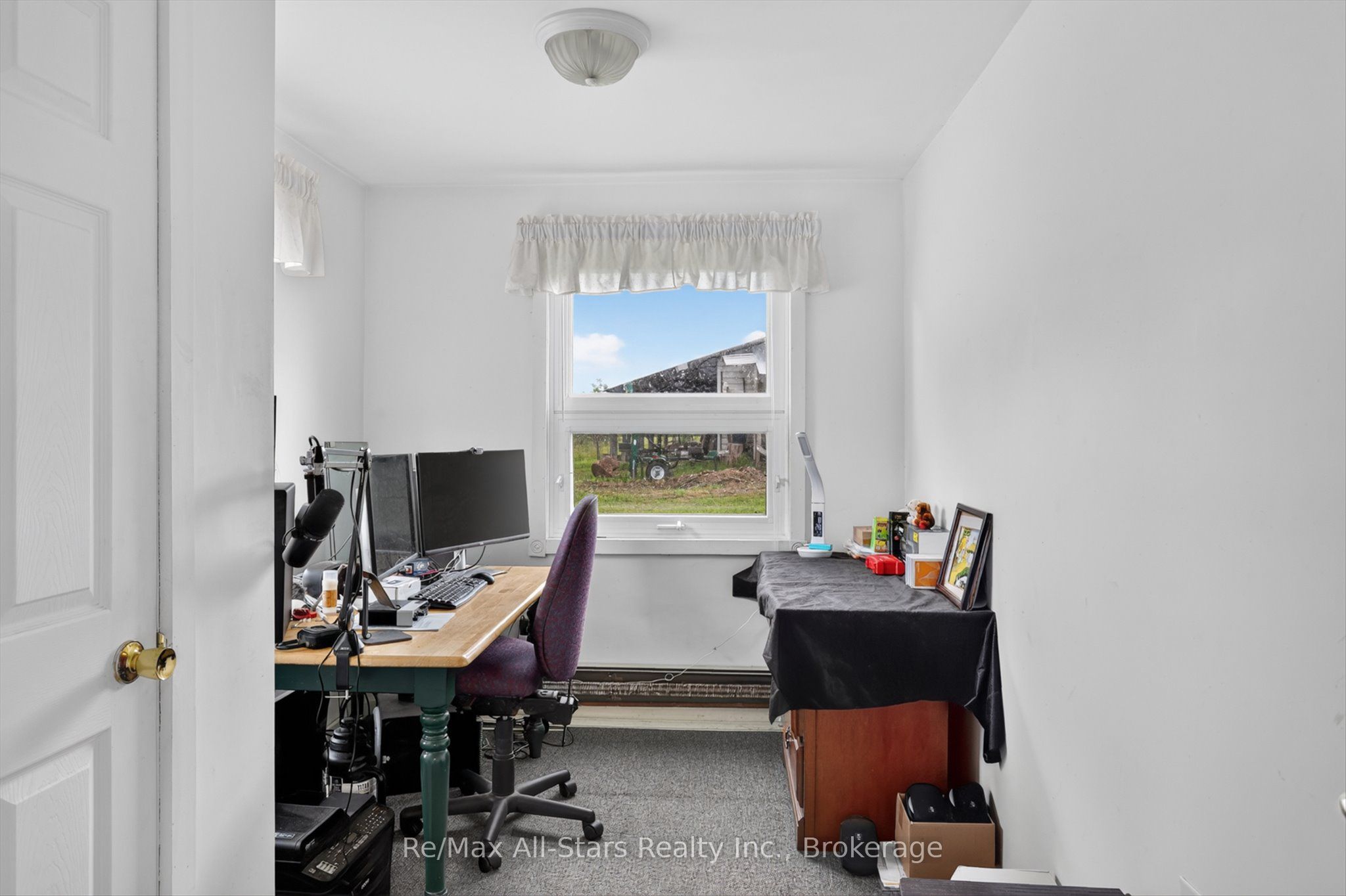 4077 Monck Road Property Photo 31