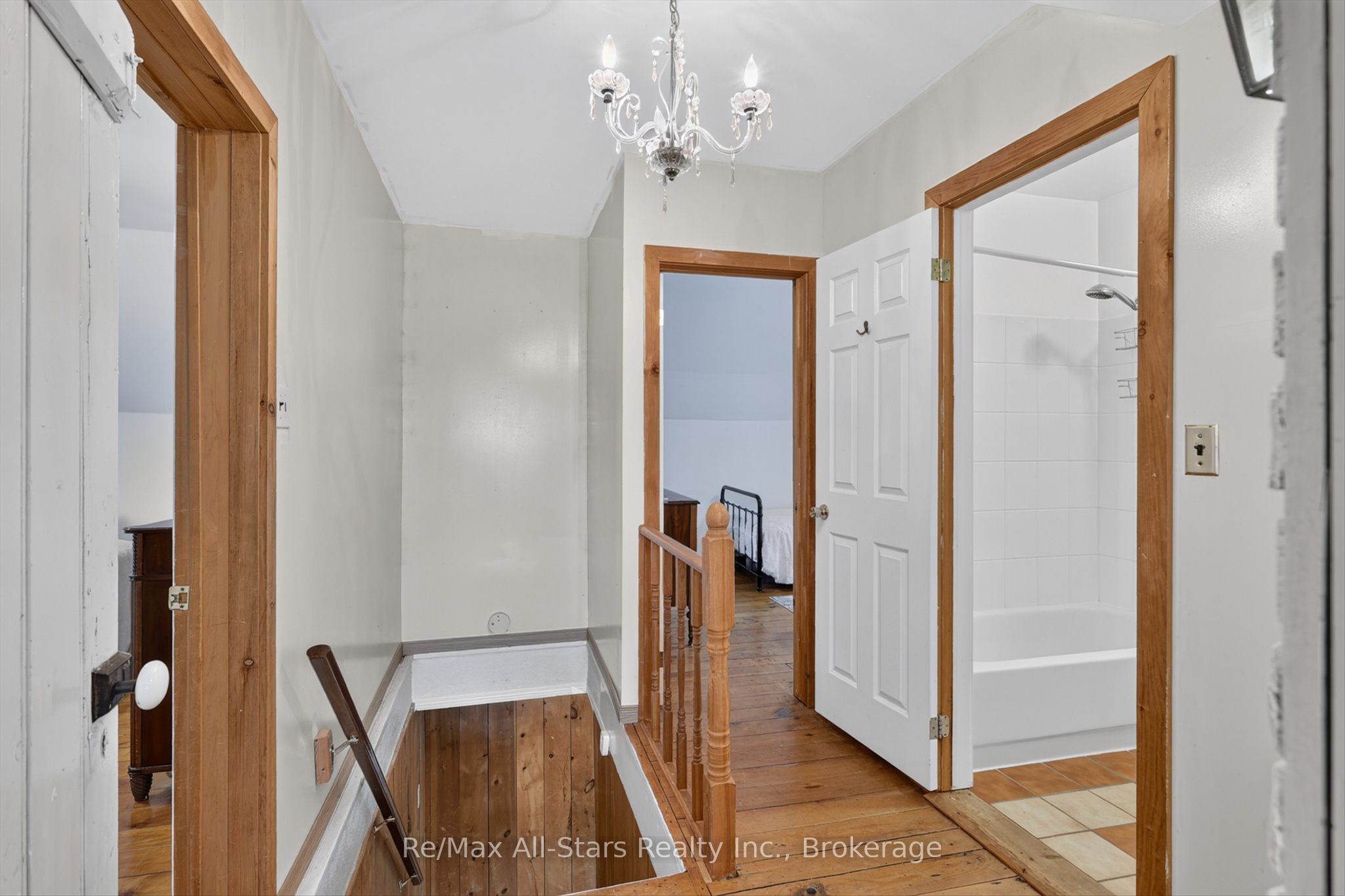 4077 Monck Road Property Photo 32