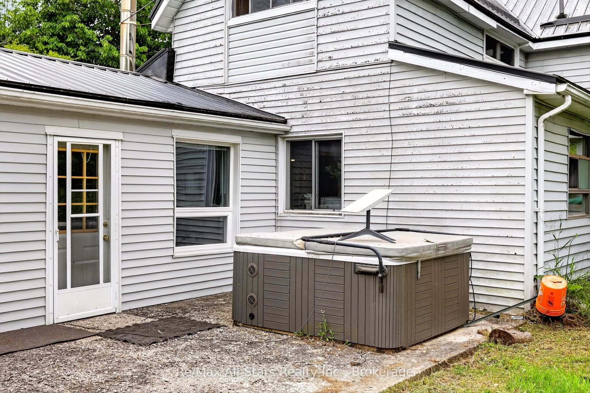 4077 Monck Road Property Photo 42